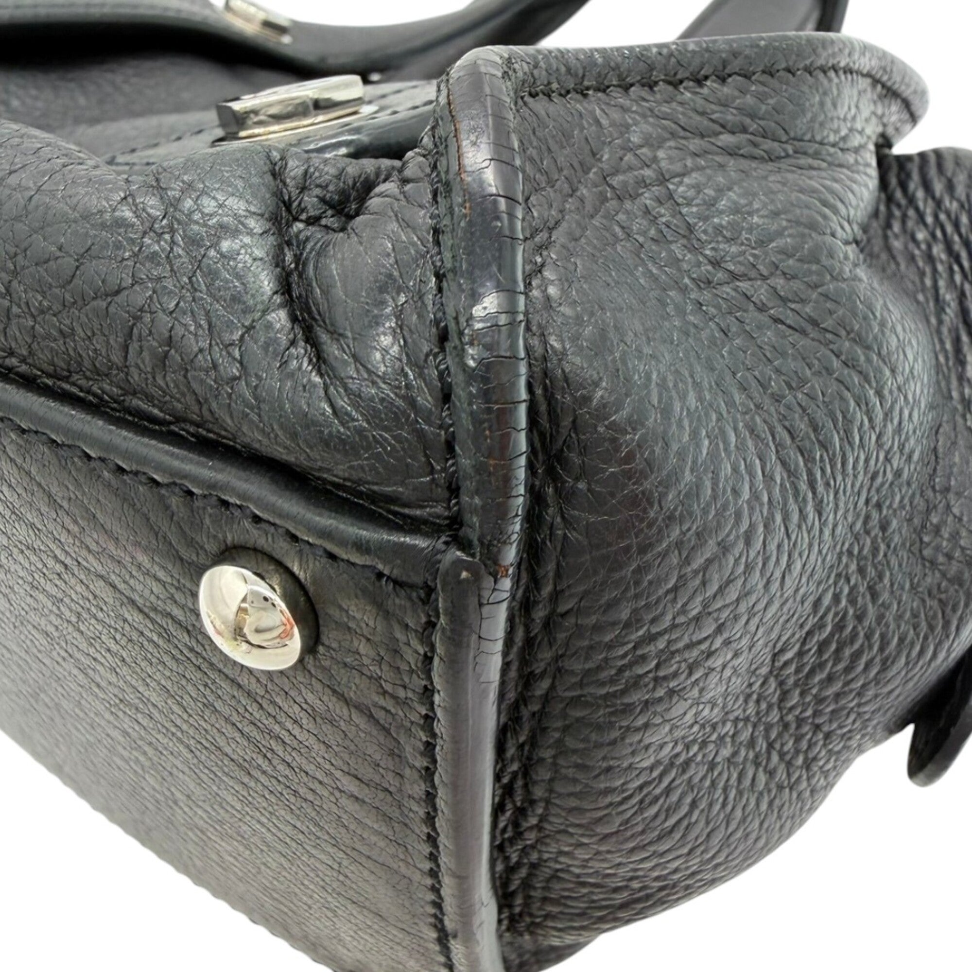 Chanel Black Leather Handbag (Pre-Owned)