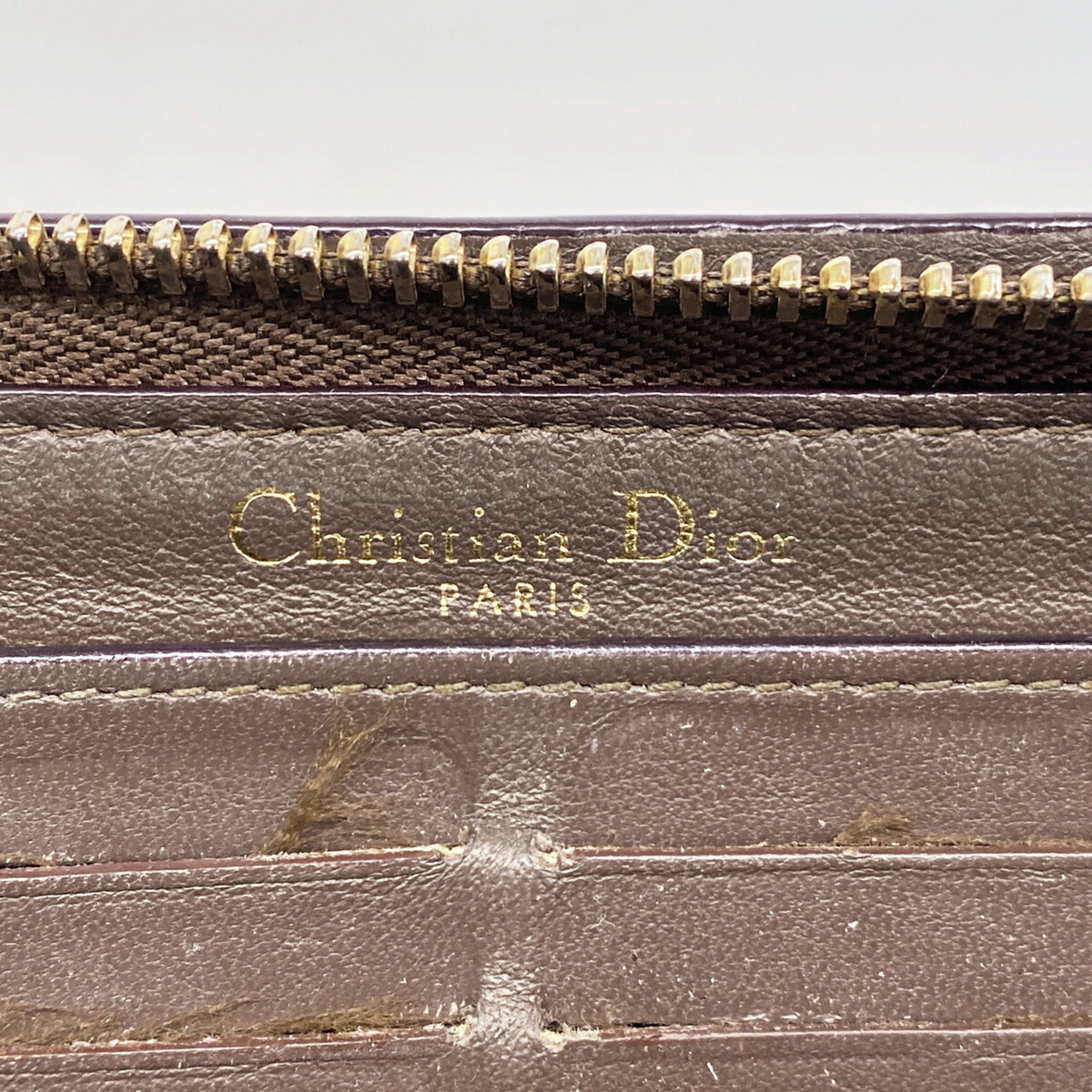 Christian Dior Beige Leather Long Wallet (Bi-Fold) (Pre-Owned)