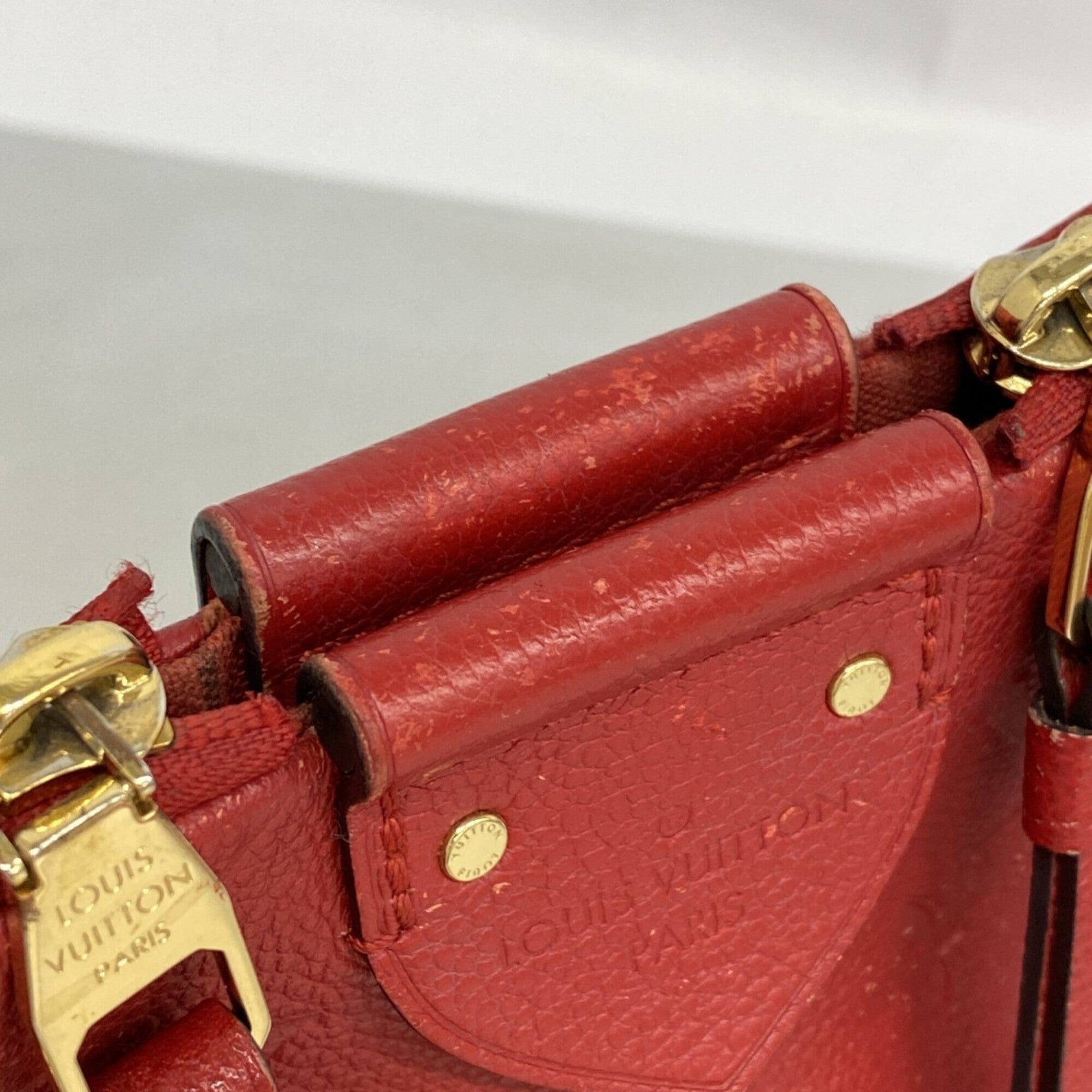 Louis Vuitton Cerise Handbag (Pre-Owned)