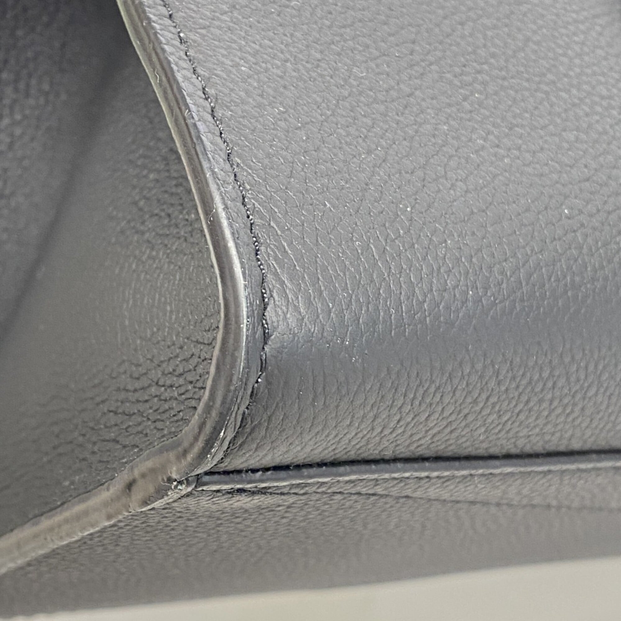 Louis Vuitton Black Tote Bag (Pre-Owned)