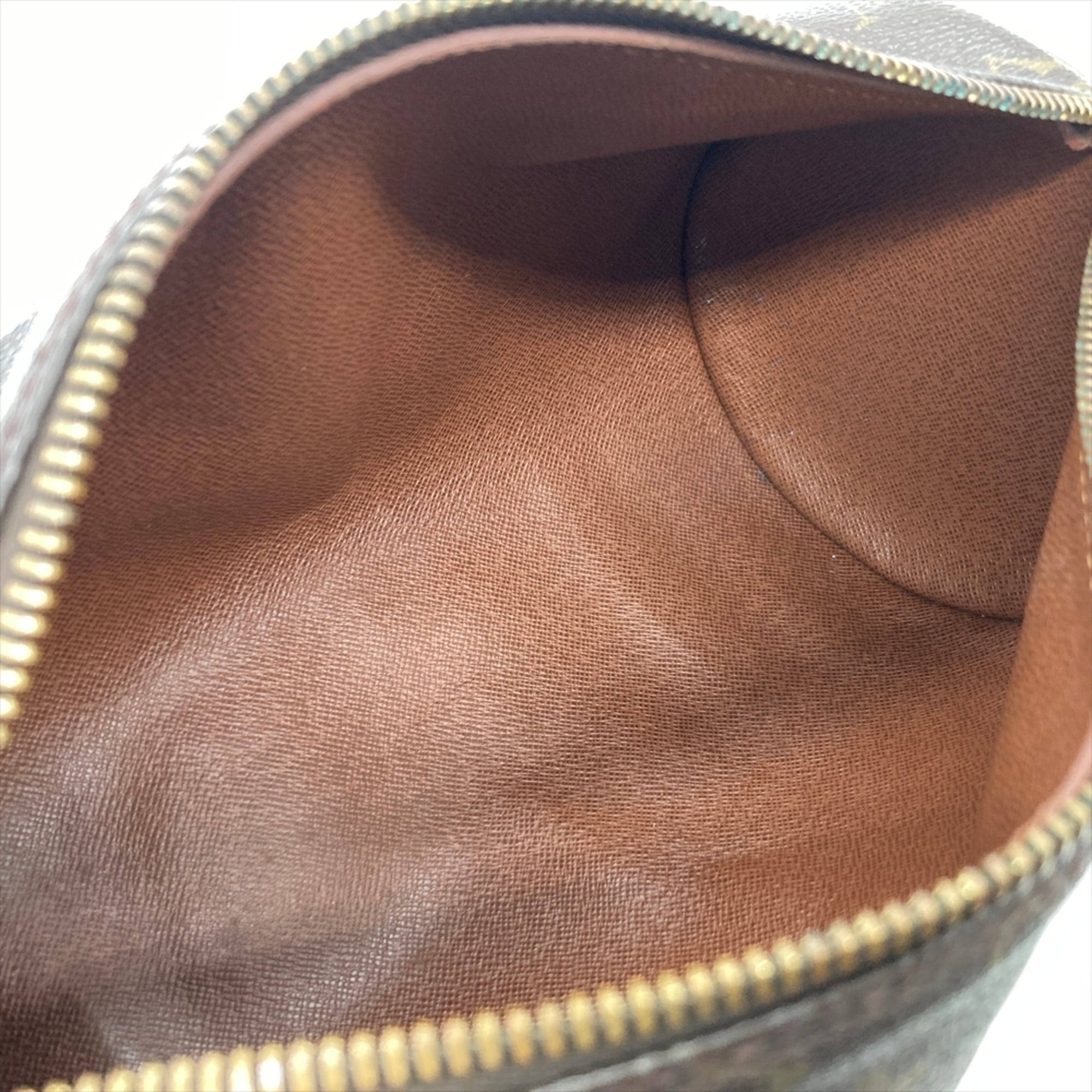 Louis Vuitton Brown Monogram Canvas Shoulder Bag (Pre-Owned)
