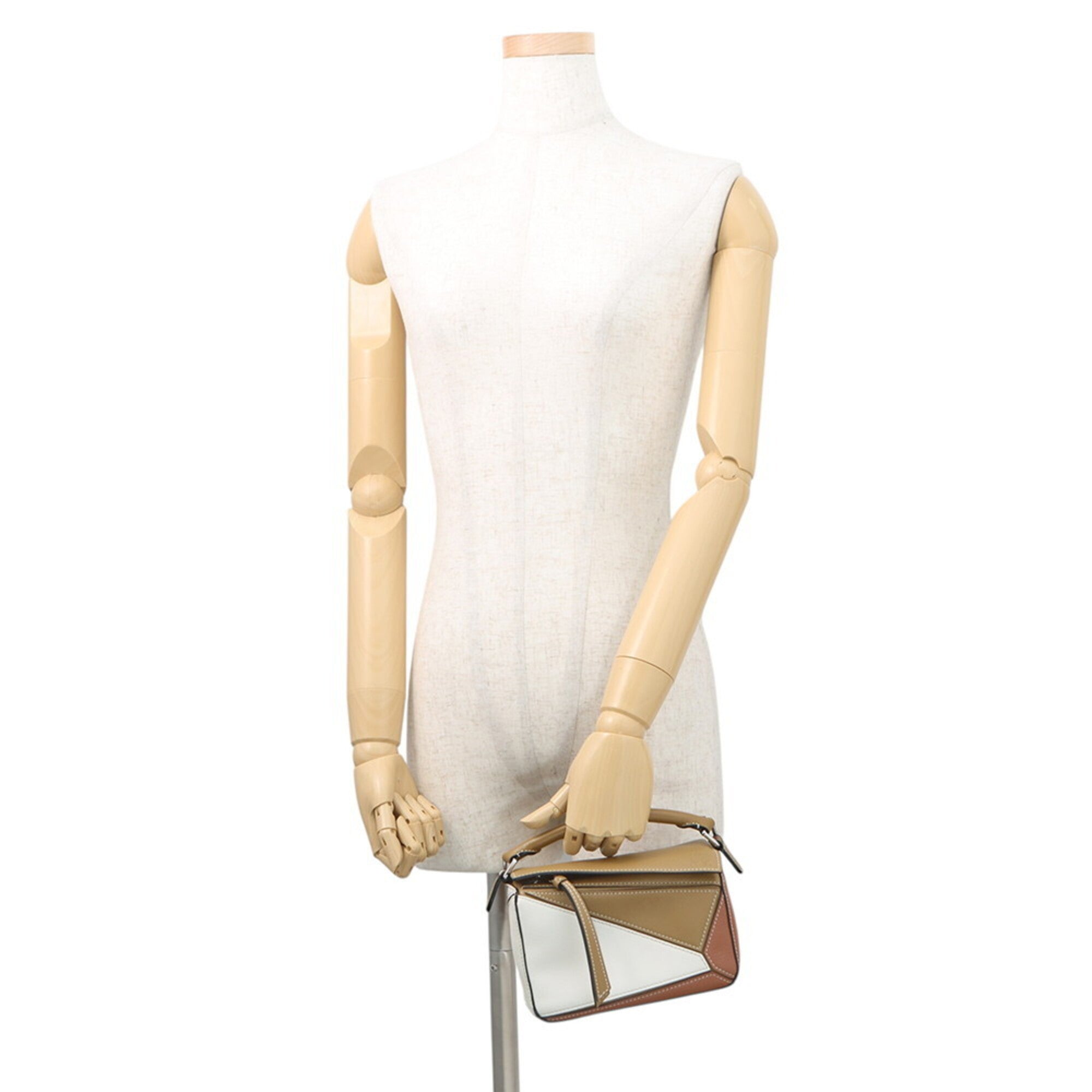 Loewe Beige Brown White Leather Handbag Shoulder Bag (Pre-Owned)
