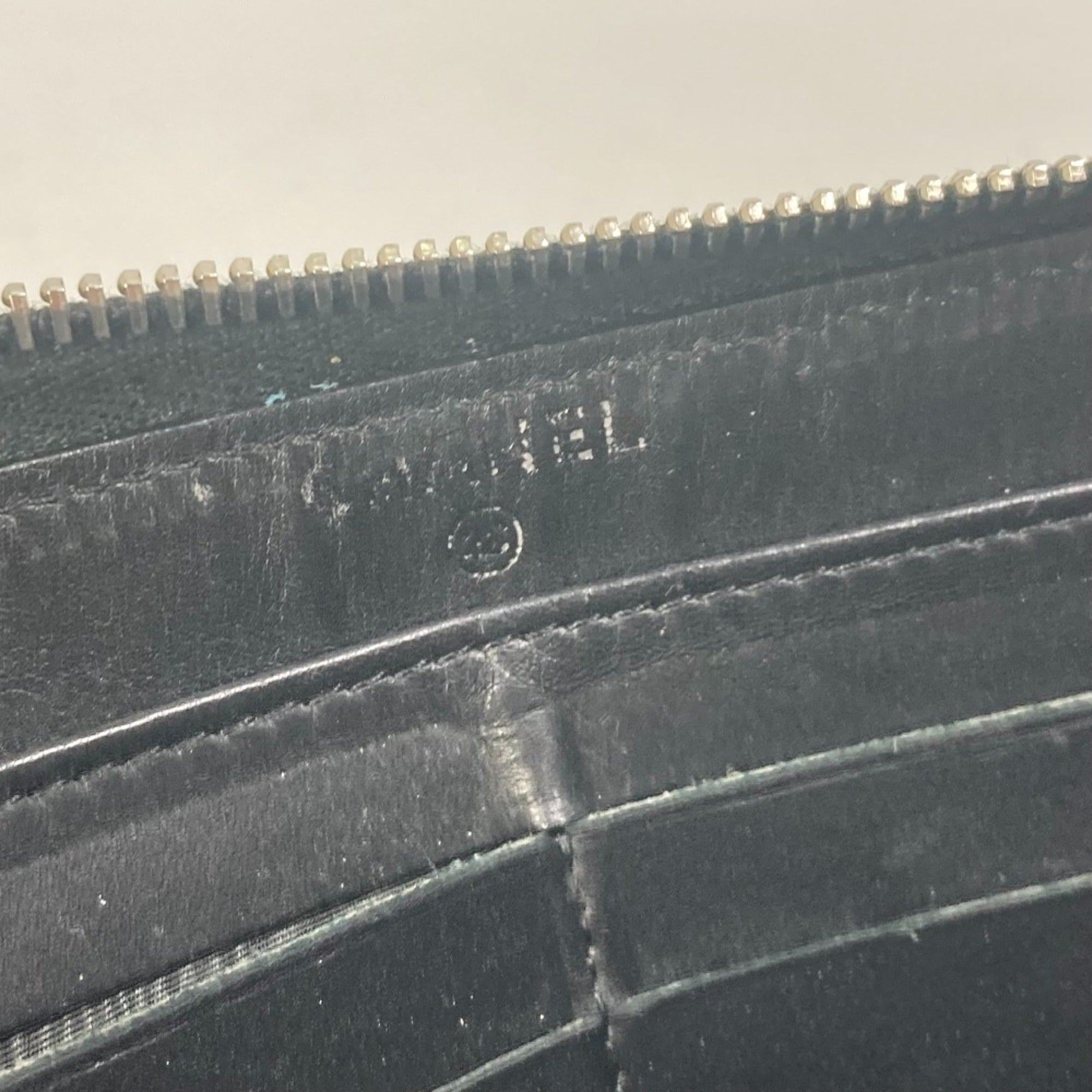 Chanel Black Leather Long Wallet (Bi-Fold) (Pre-Owned)