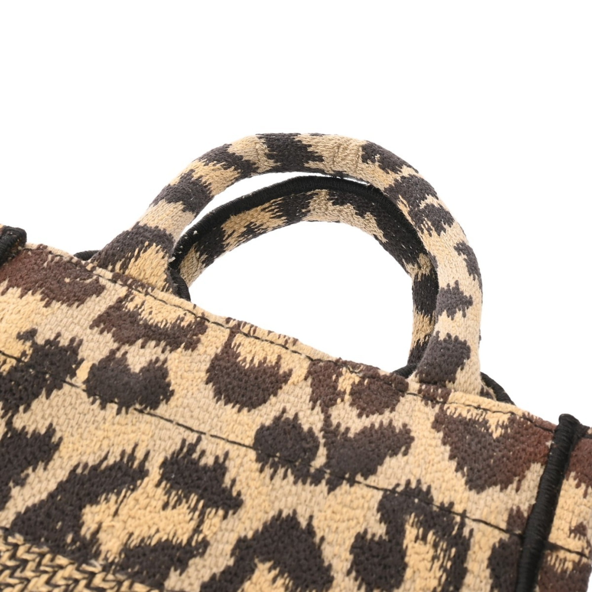 Christian Dior Beige Canvas Shoulder Bag (Pre-Owned)