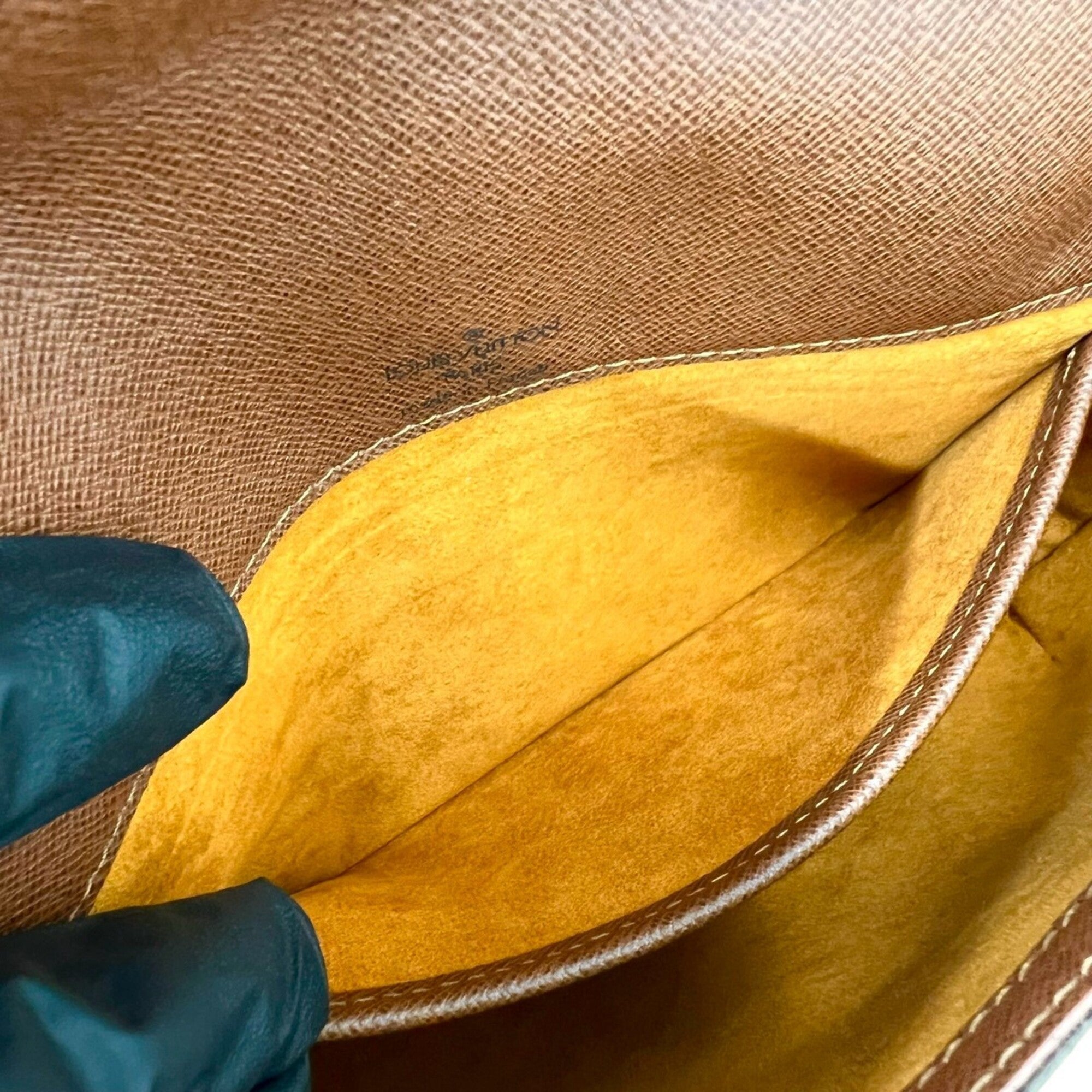 Louis Vuitton Brown Leather Pvc Shoulder Bag (Pre-Owned)