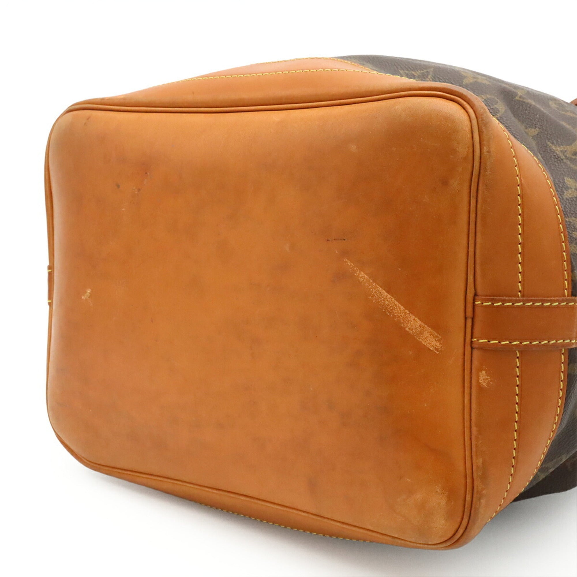 Louis Vuitton Brown Monogram Monogram Shoulder Bag (Pre-Owned)