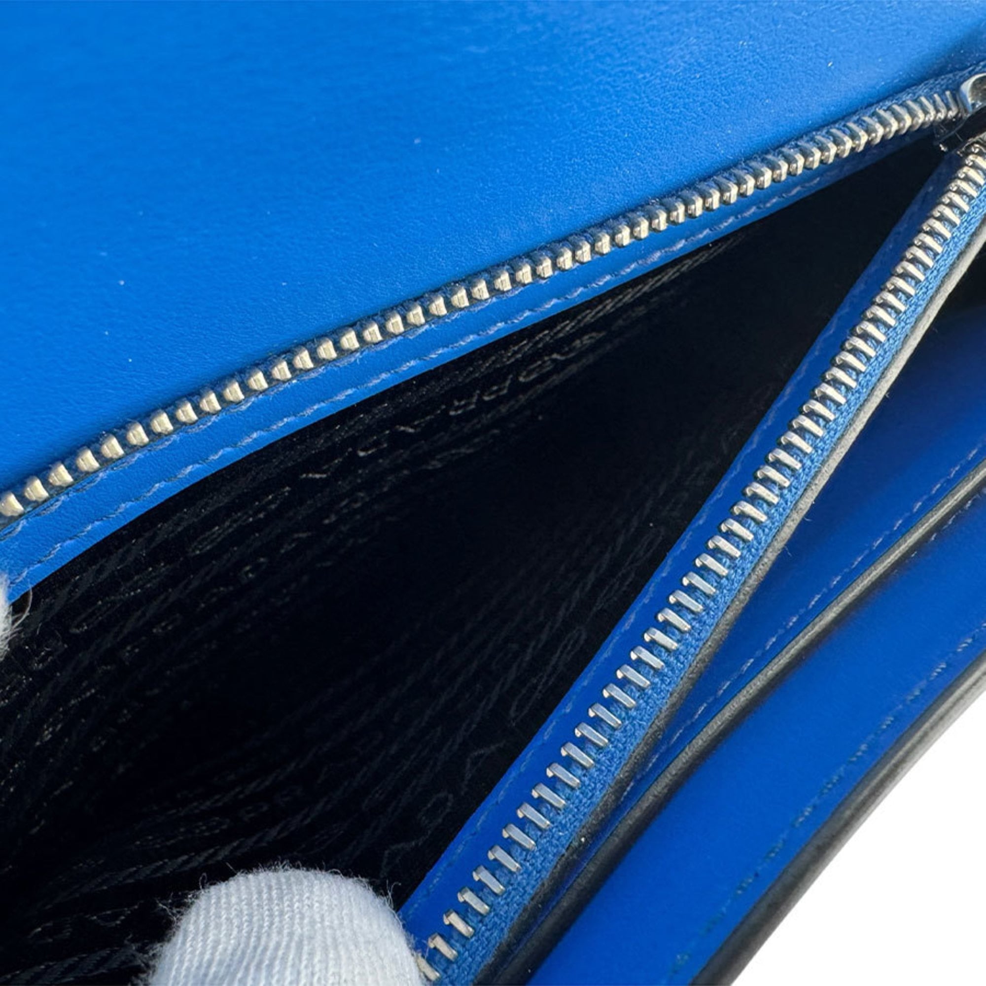 Prada Black Blue Leather Clutch Bag Shoulder Bag (Pre-Owned)