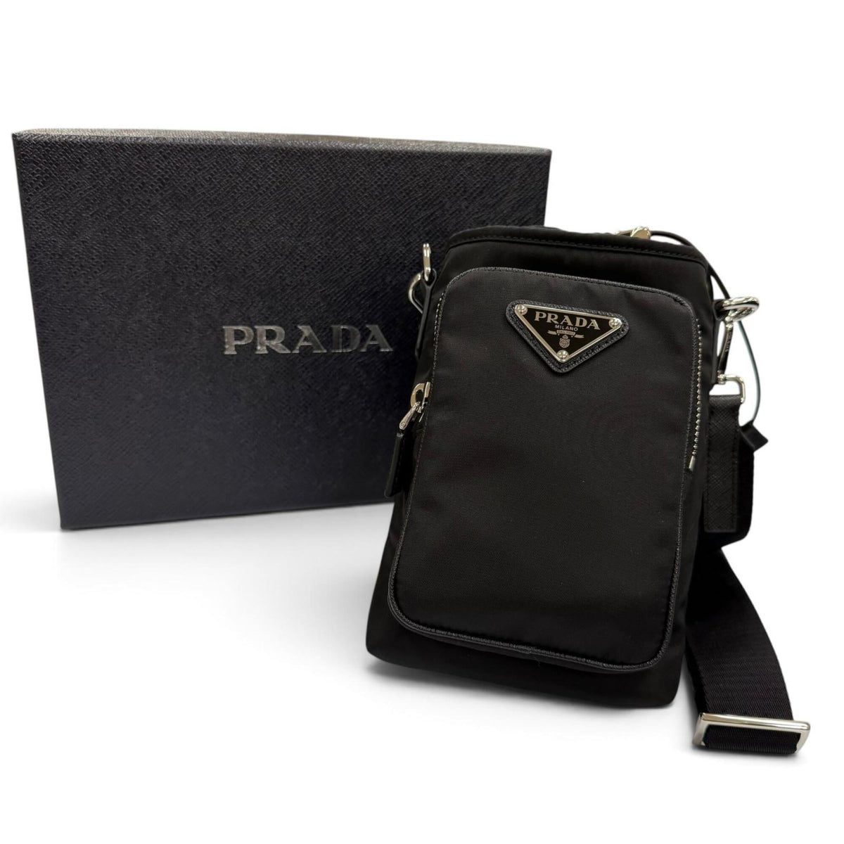 Prada Black Nylon Leather Shoulder Bag (Pre-Owned)