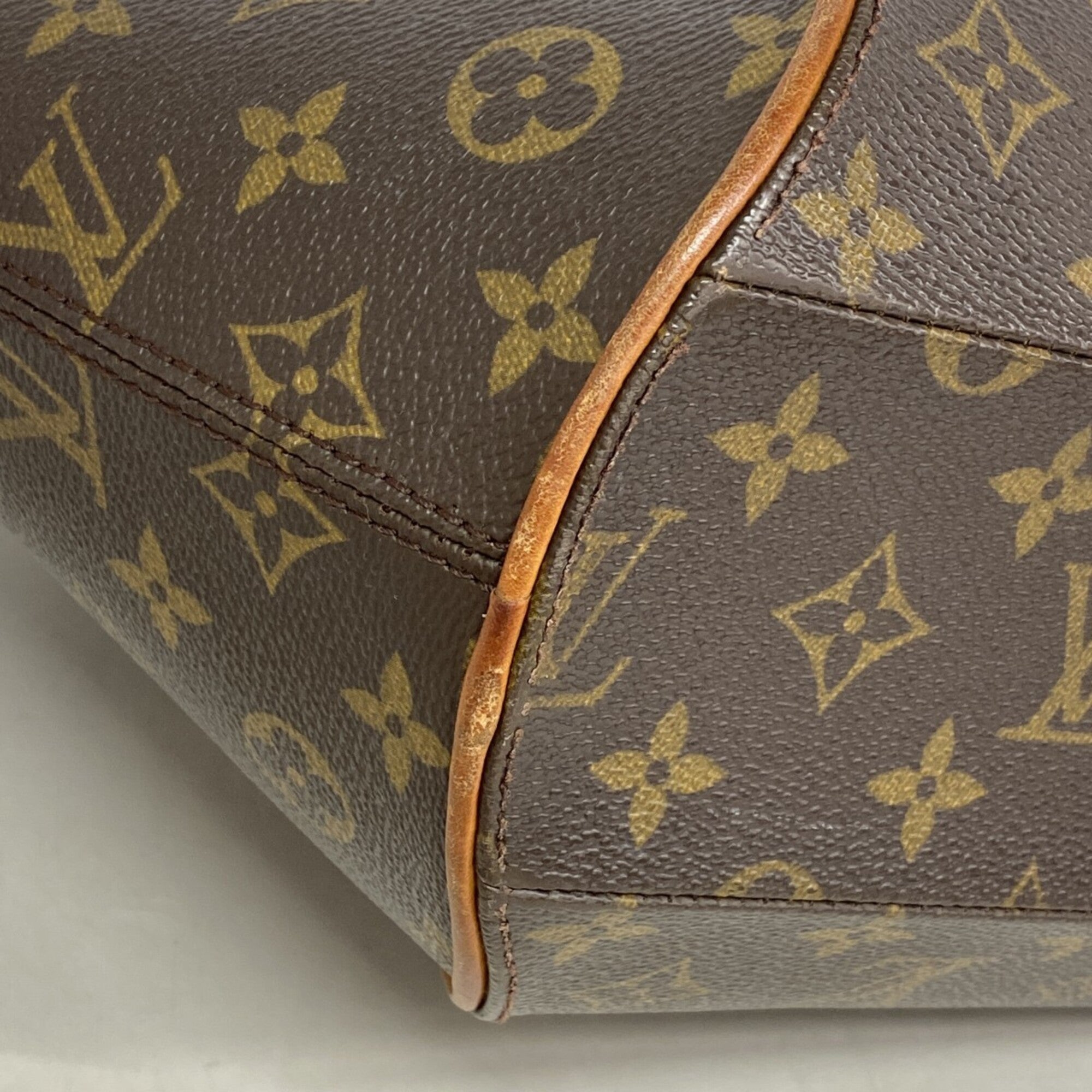 Louis Vuitton Brown Handbag (Pre-Owned)
