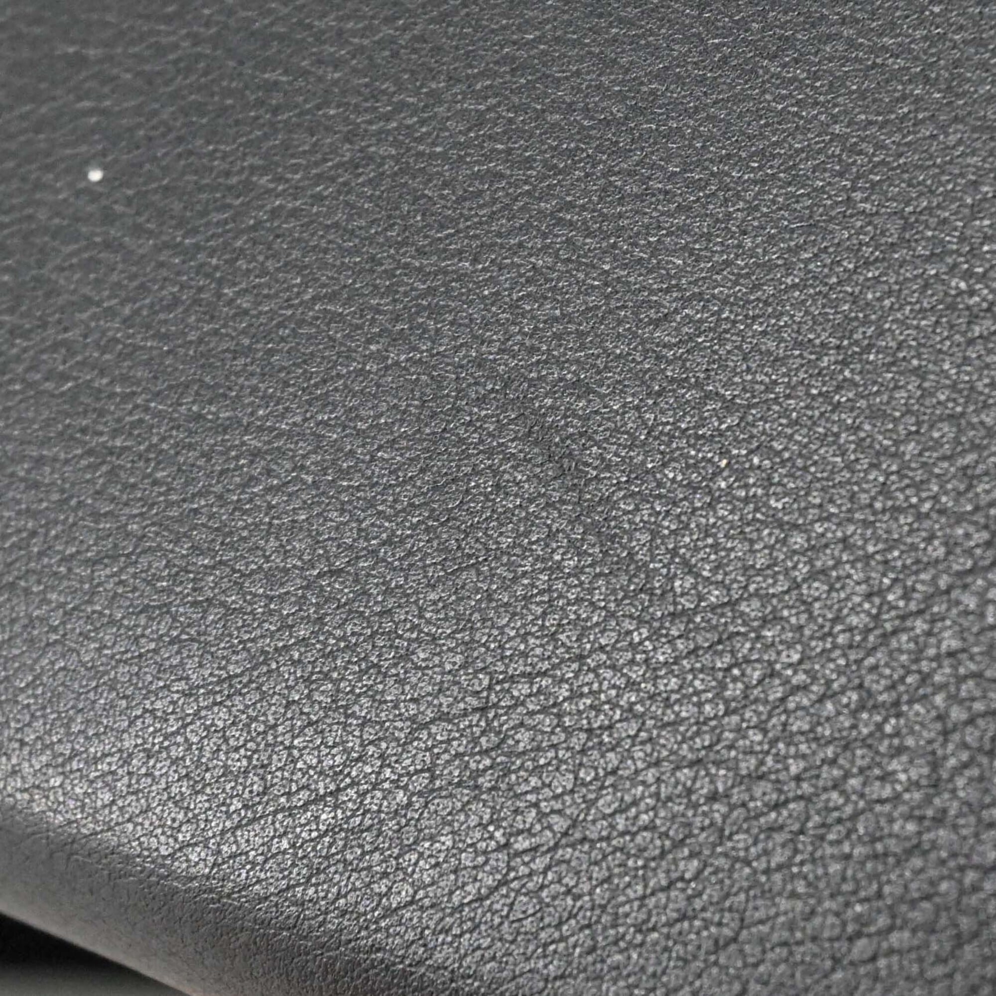 Louis Vuitton Black Leather Sling Bag (Pre-Owned)