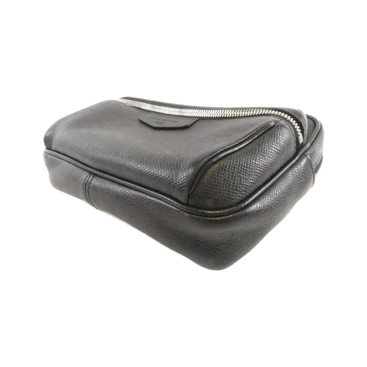 Louis Vuitton Taiga Black Taiga Leather Shoulder Bag (Pre-Owned)