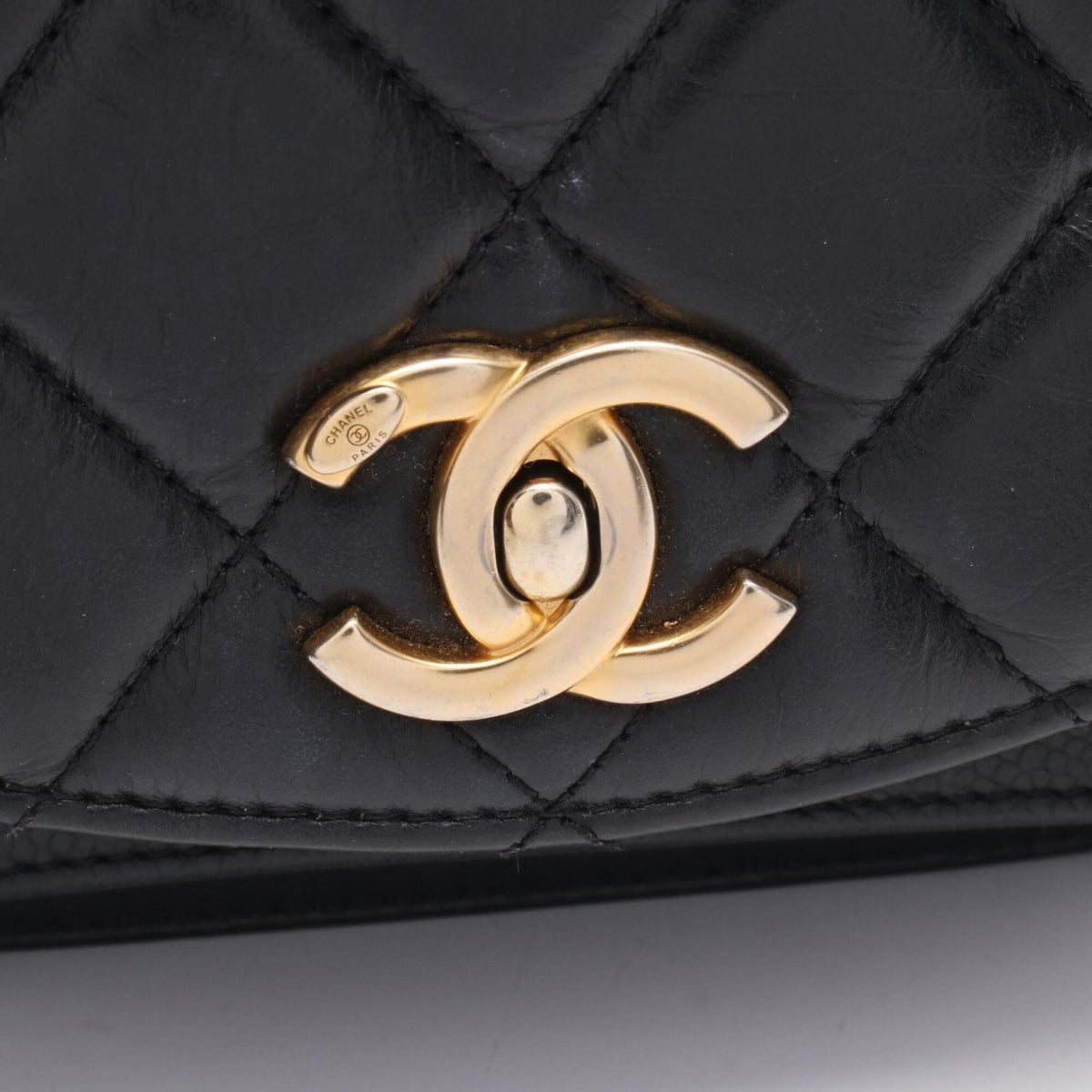 Chanel Matelasse Black Leather Handbag Shoulder Bag (Pre-Owned)