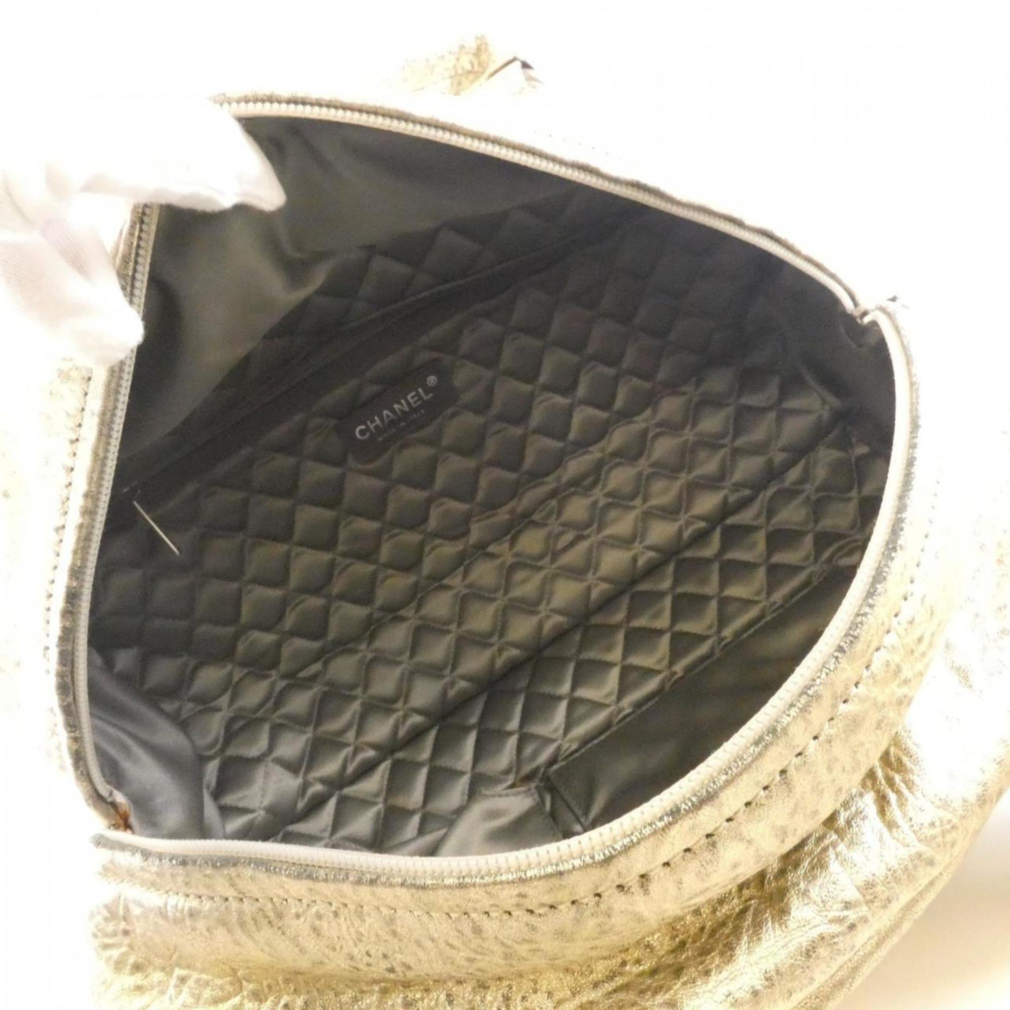 Chanel Gold Leather Handbag (Pre-Owned)