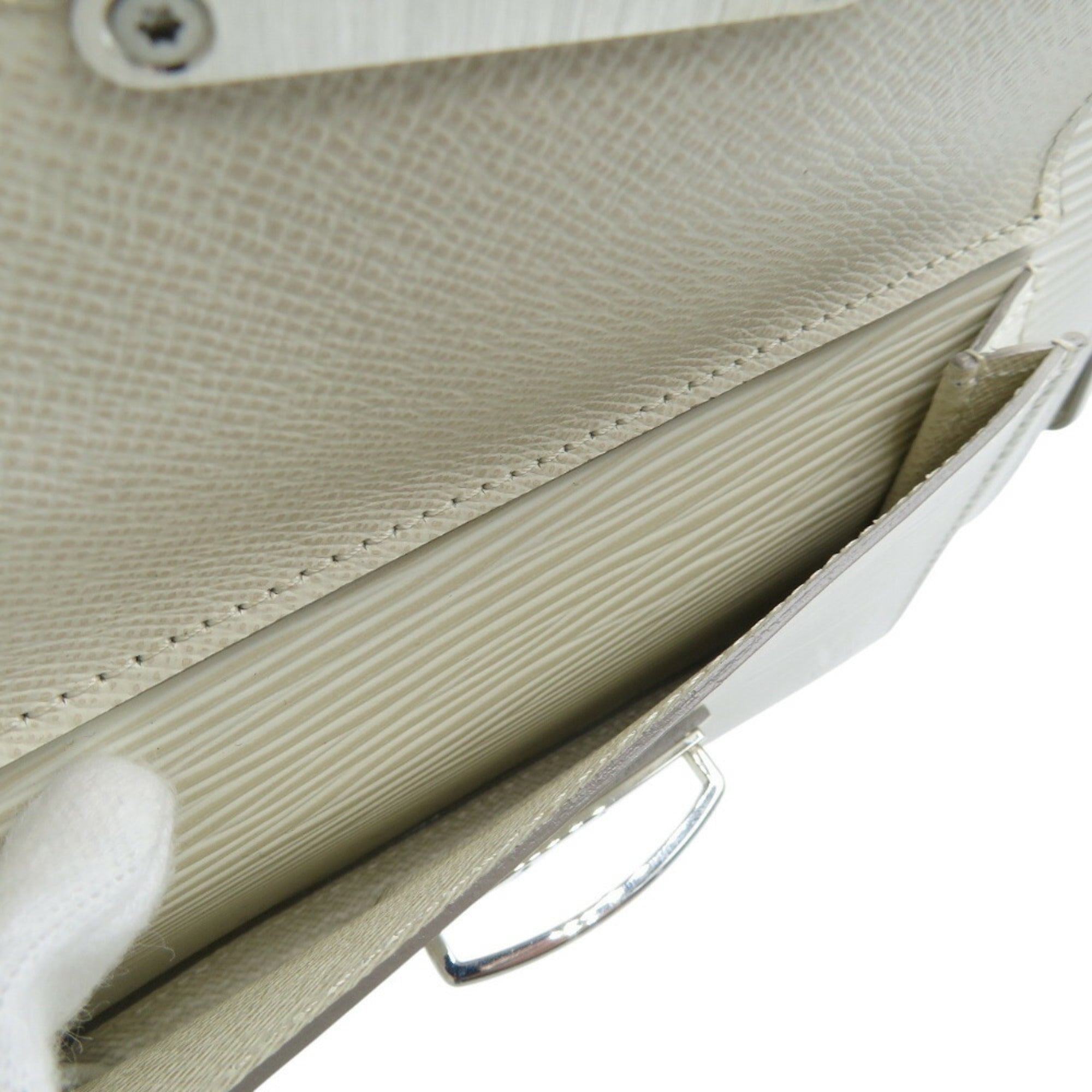 Louis Vuitton Lv Off White Epi Leather Coin Purse/Coin Case (Pre-Owned)