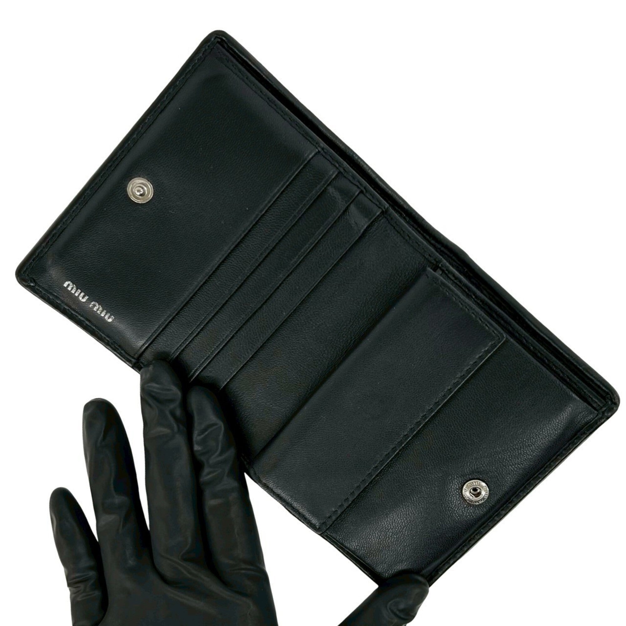 Miu Miu Black Leather Wallet (Bi-Fold) (Pre-Owned)