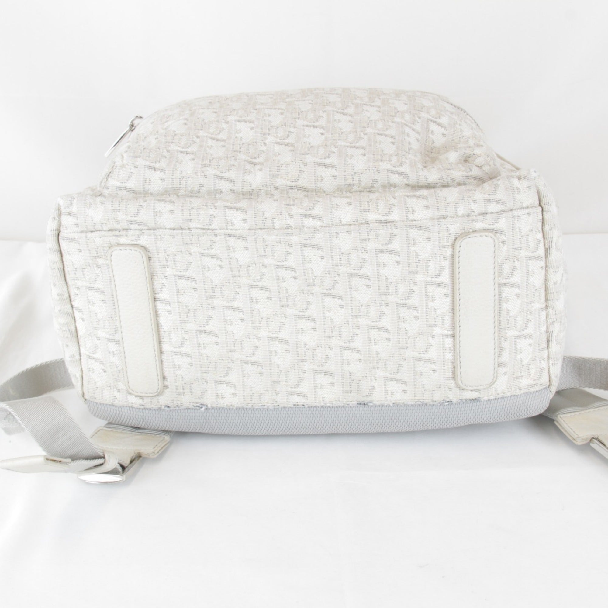 Christian Dior White Canvas Leather Backpack (Pre-Owned)