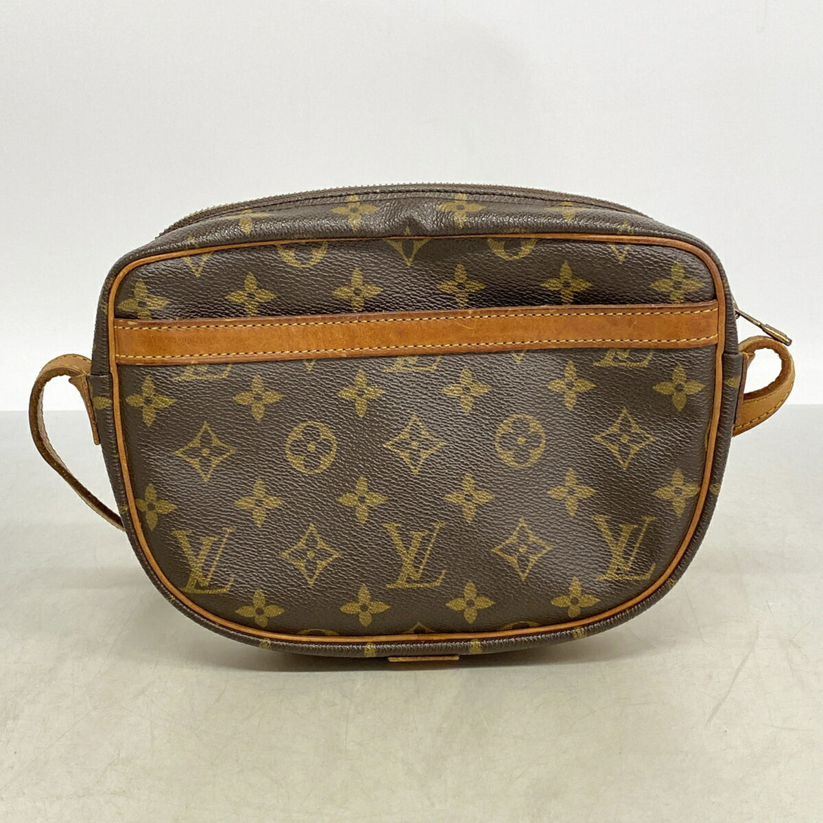 Louis Vuitton Brown Shoulder Bag (Pre-Owned)