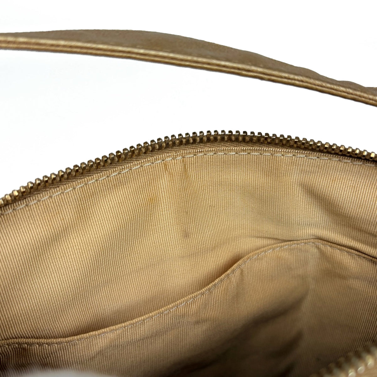 Chanel Chocolate Bar Gold Leather Shoulder Bag (Pre-Owned)