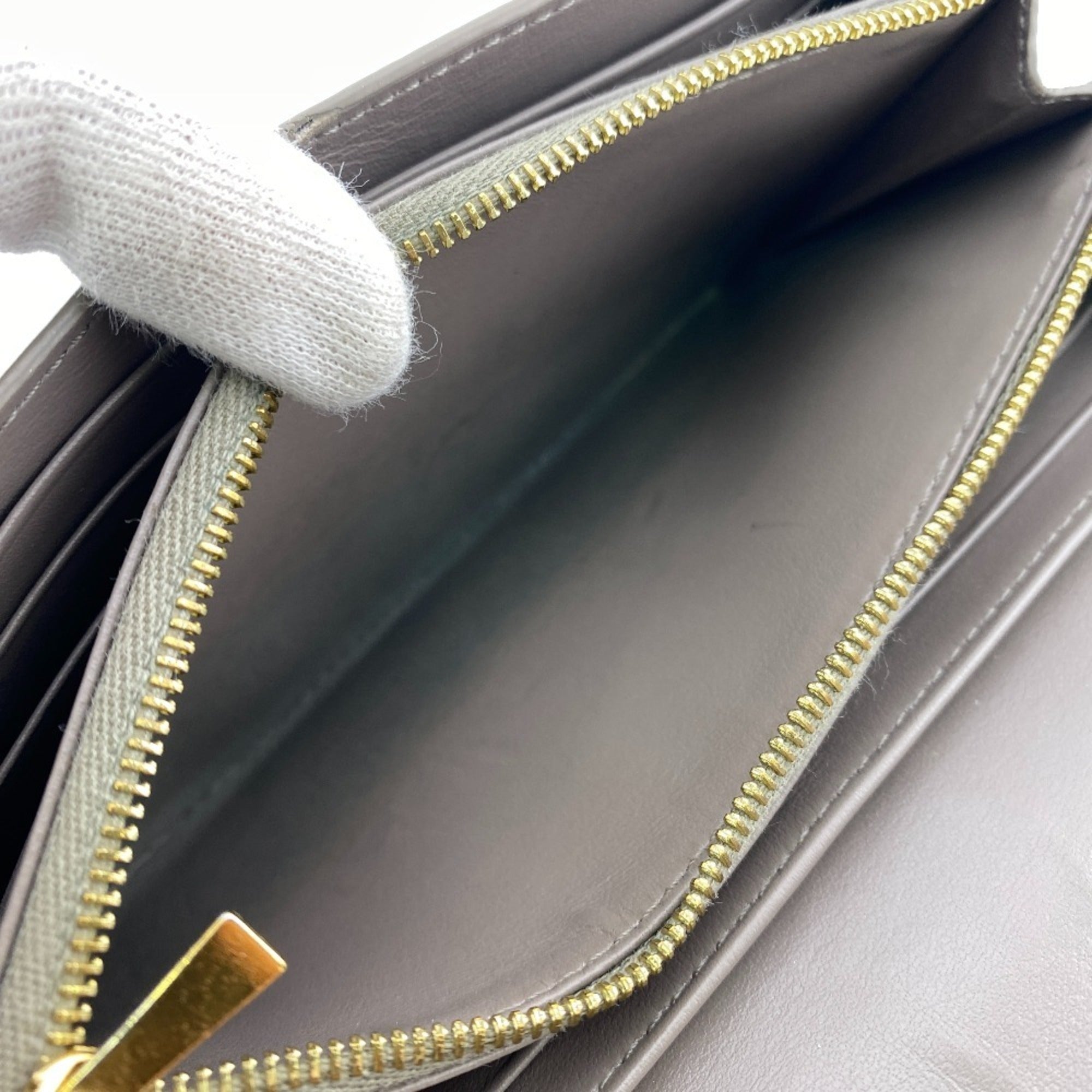 Celine Grayish Leather Long Wallet (Bi-Fold) (Pre-Owned)