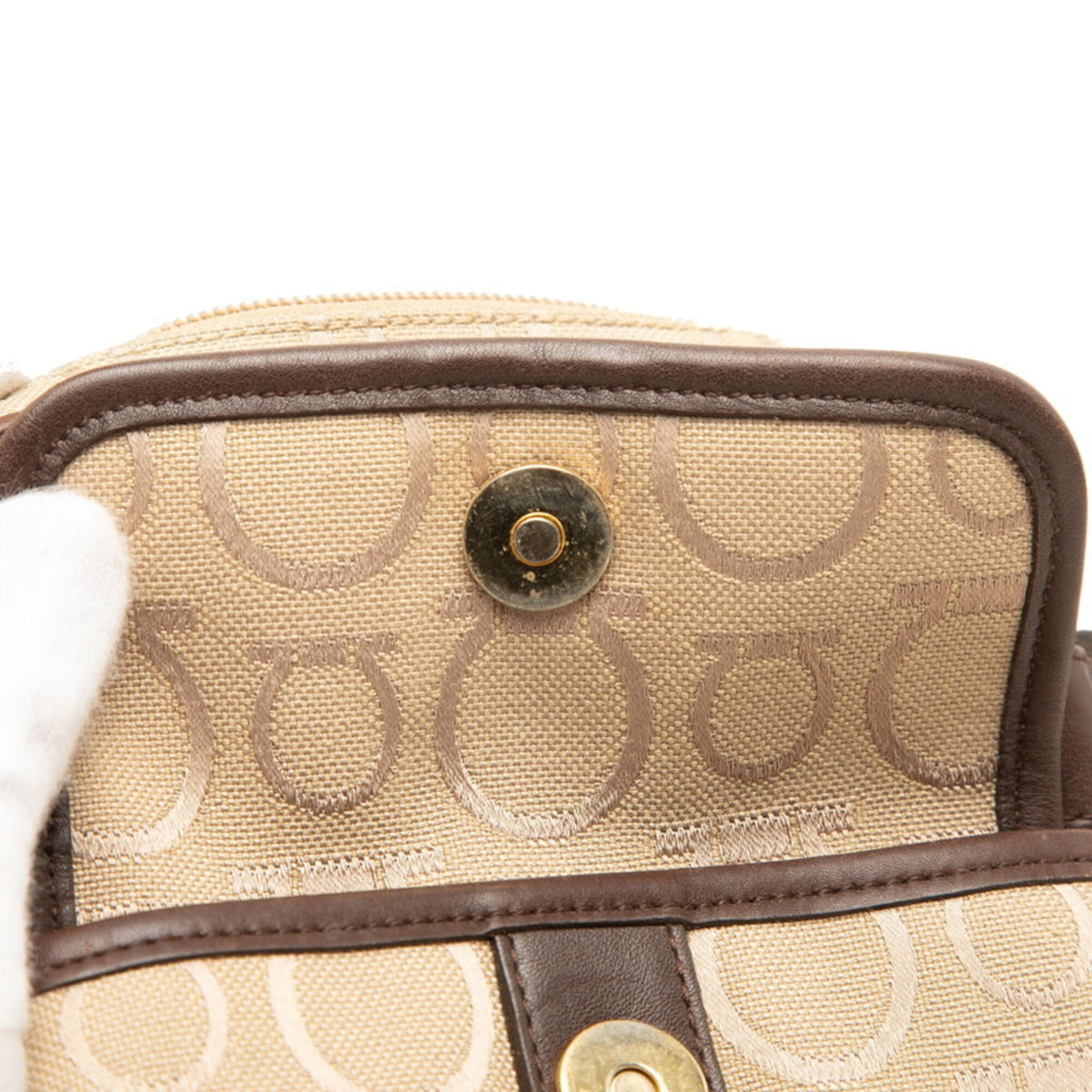 Salvatore Ferragamo Gancini Beige Canvas Leather Shoulder Bag (Pre-Owned)