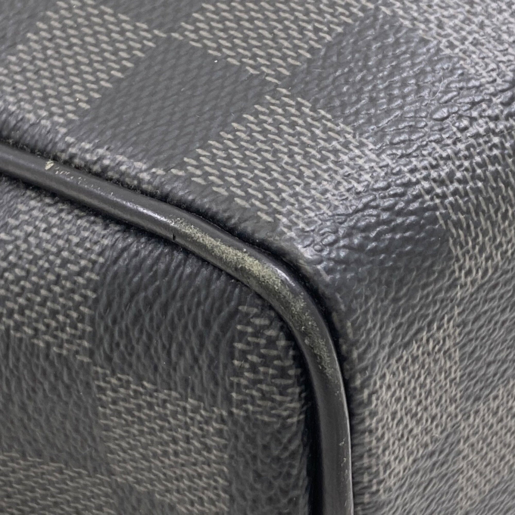 Louis Vuitton Damier Graphite Damier Canvas Shoulder Bag (Pre-Owned)