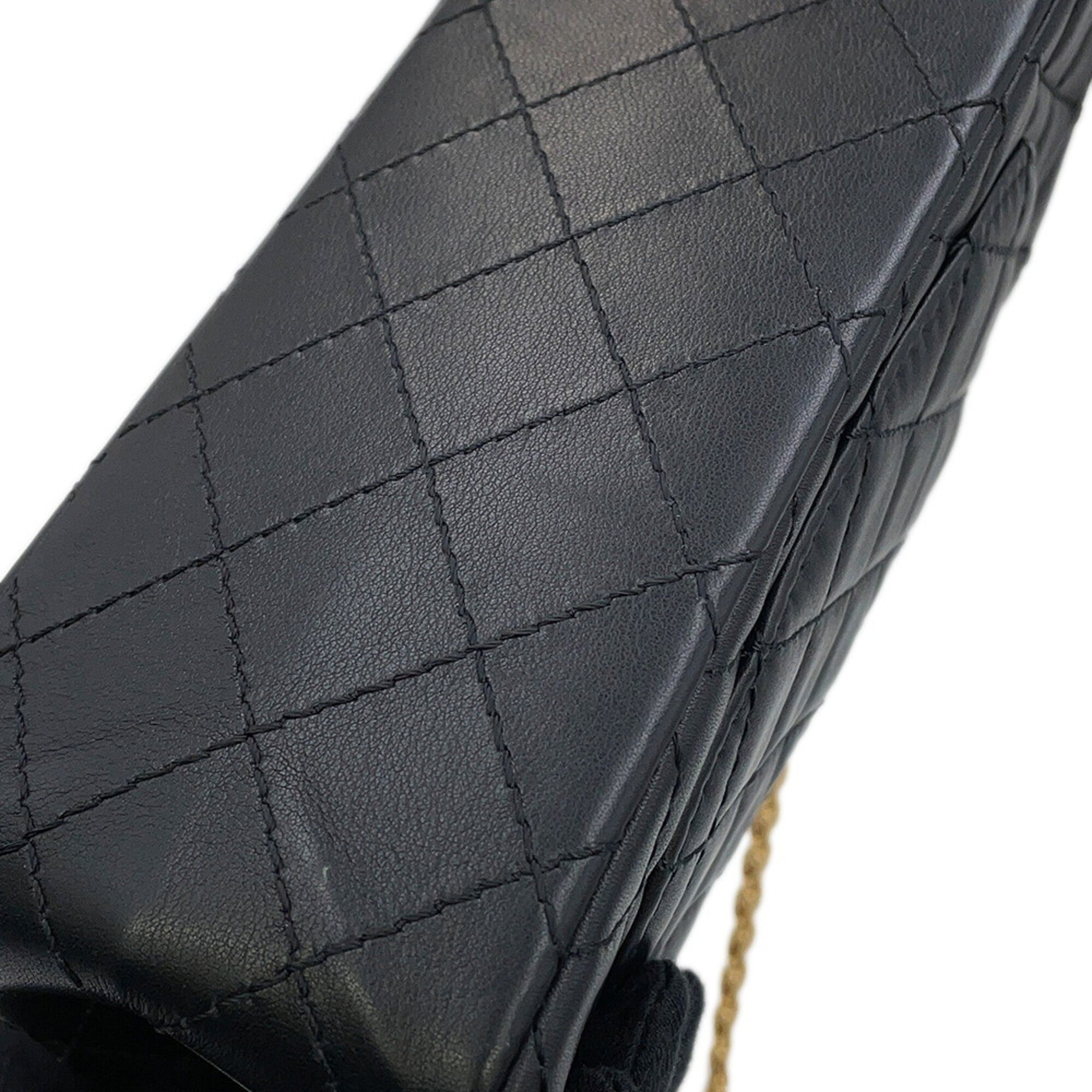 Chanel Black Leather Handbag Shoulder Bag (Pre-Owned)