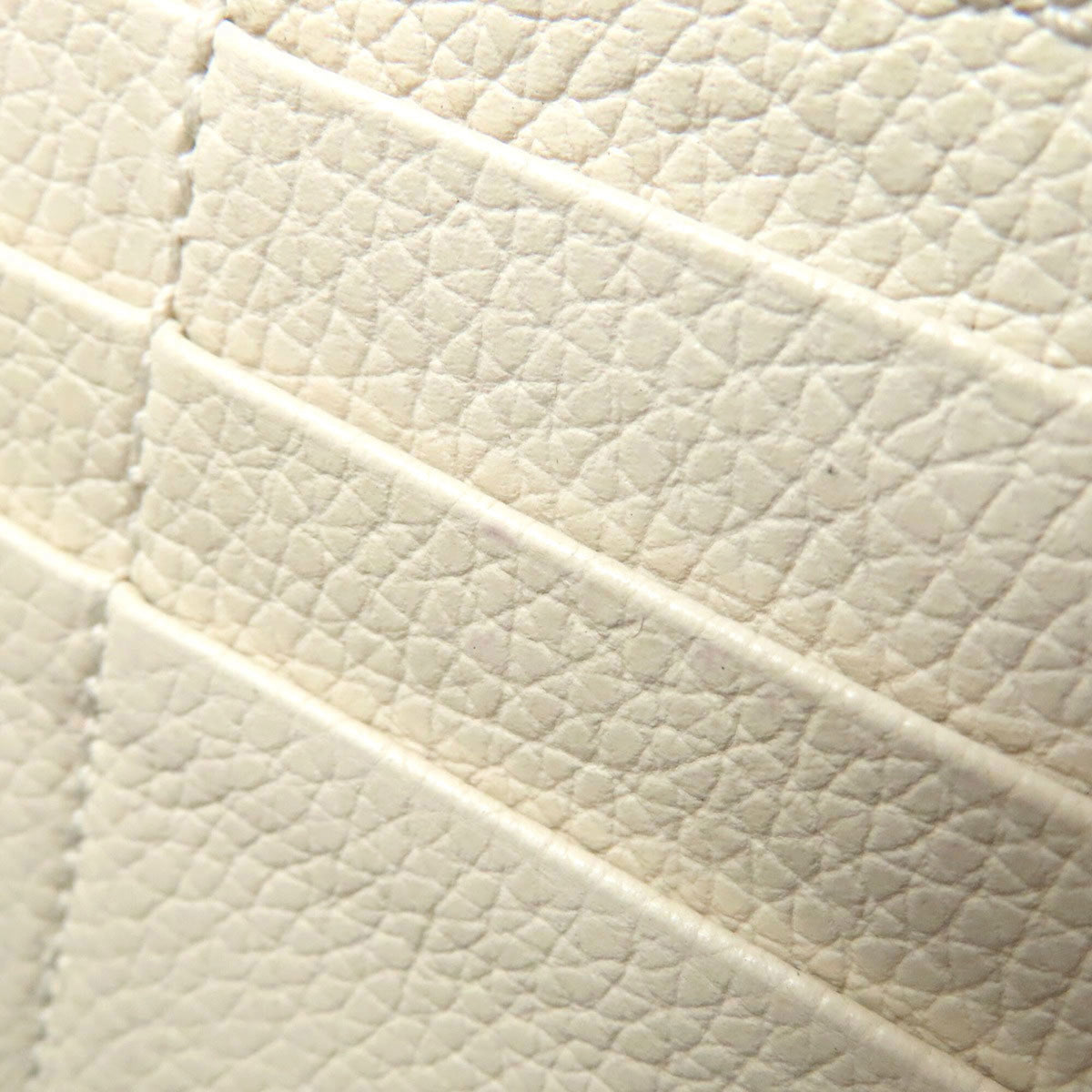 Gucci Ivory Leather Long Wallet (Bi-Fold) (Pre-Owned)