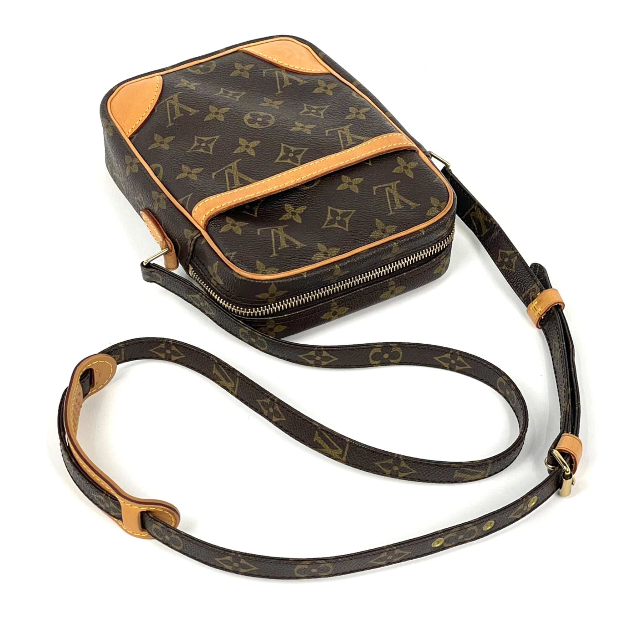 Louis Vuitton Brown Monogram Monogram Shoulder Bag (Pre-Owned)