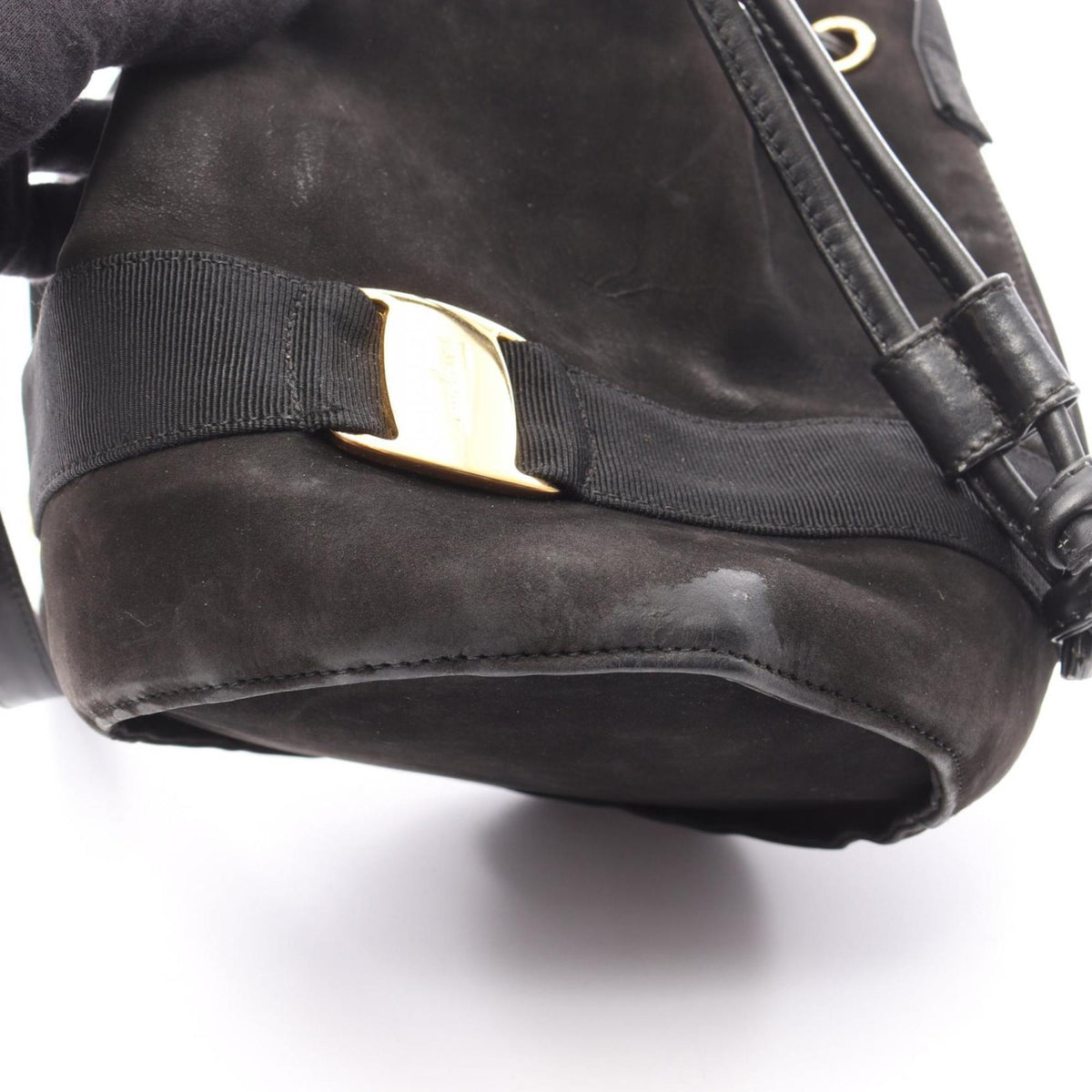 Salvatore Ferragamo Vara Black Suede Shoulder Bag (Pre-Owned)
