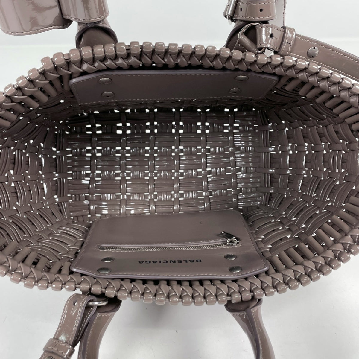 Balenciaga Grayish Patent Leather Basket Handbag (Pre-Owned)