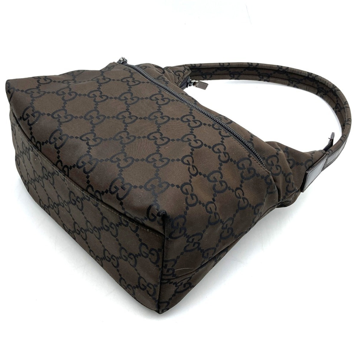 Gucci Brown Nylon Handbag Shoulder Bag (Pre-Owned)