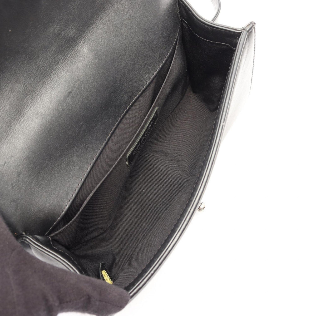 Chanel Black Leather Handbag Shoulder Bag (Pre-Owned)