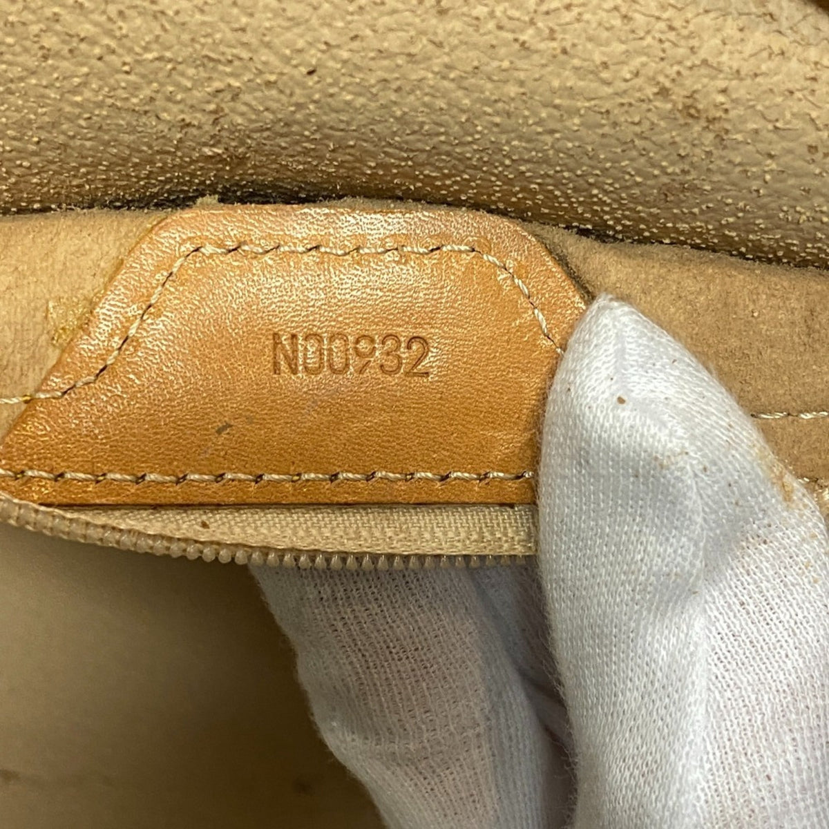 Louis Vuitton Brown Monogram Monogram Leather Pouch Wash Bag (Pre-Owned)