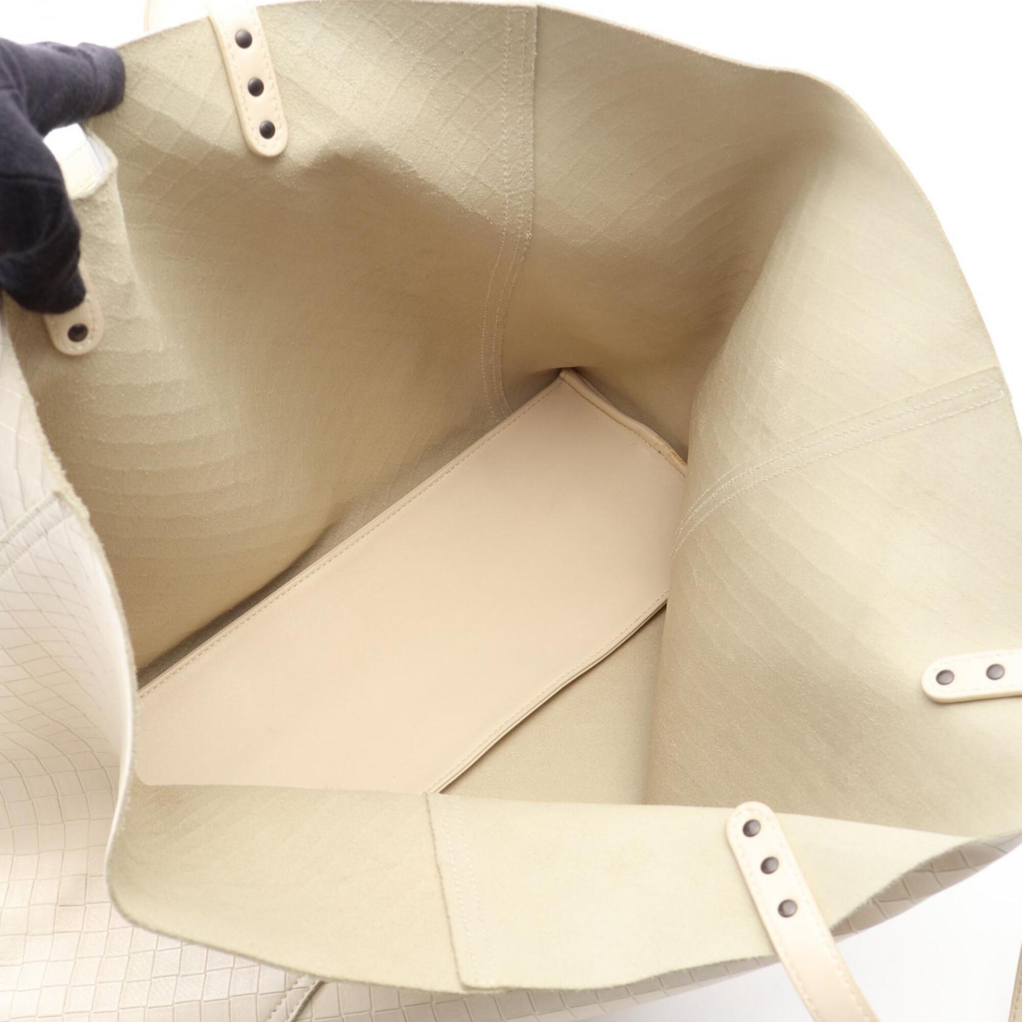 Bottega Veneta Ivory Leather Handbag Tote Bag (Pre-Owned)