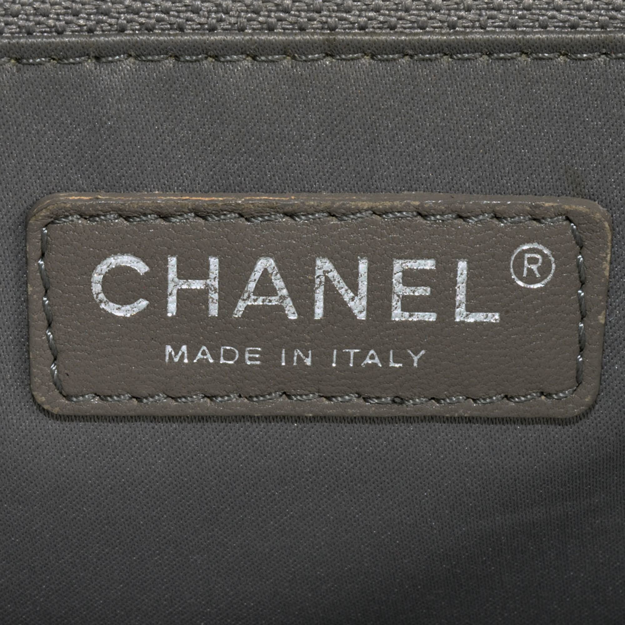 Chanel Blue Grained Calfskin Tote Bag (Pre-Owned)
