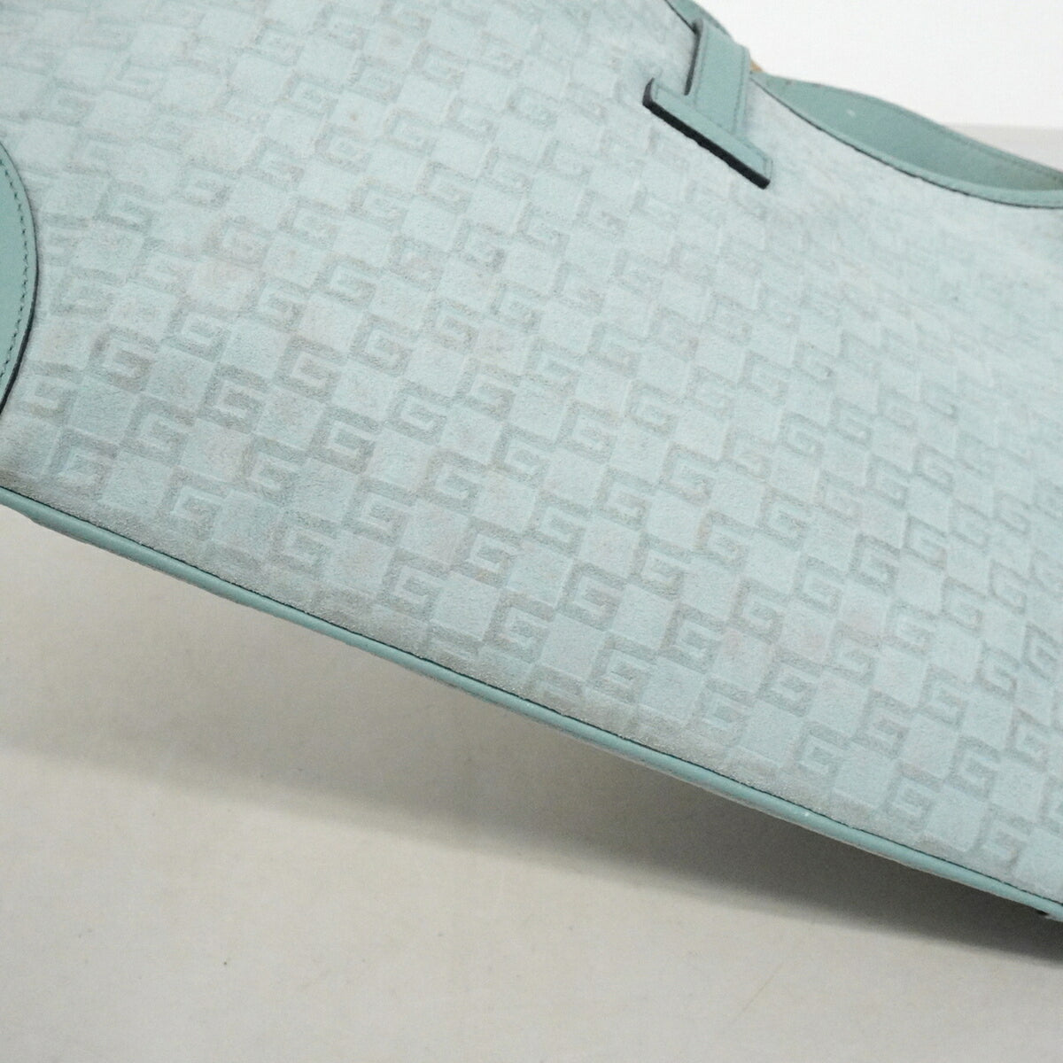 Gucci Light Green Suede Shoulder Bag (Pre-Owned)