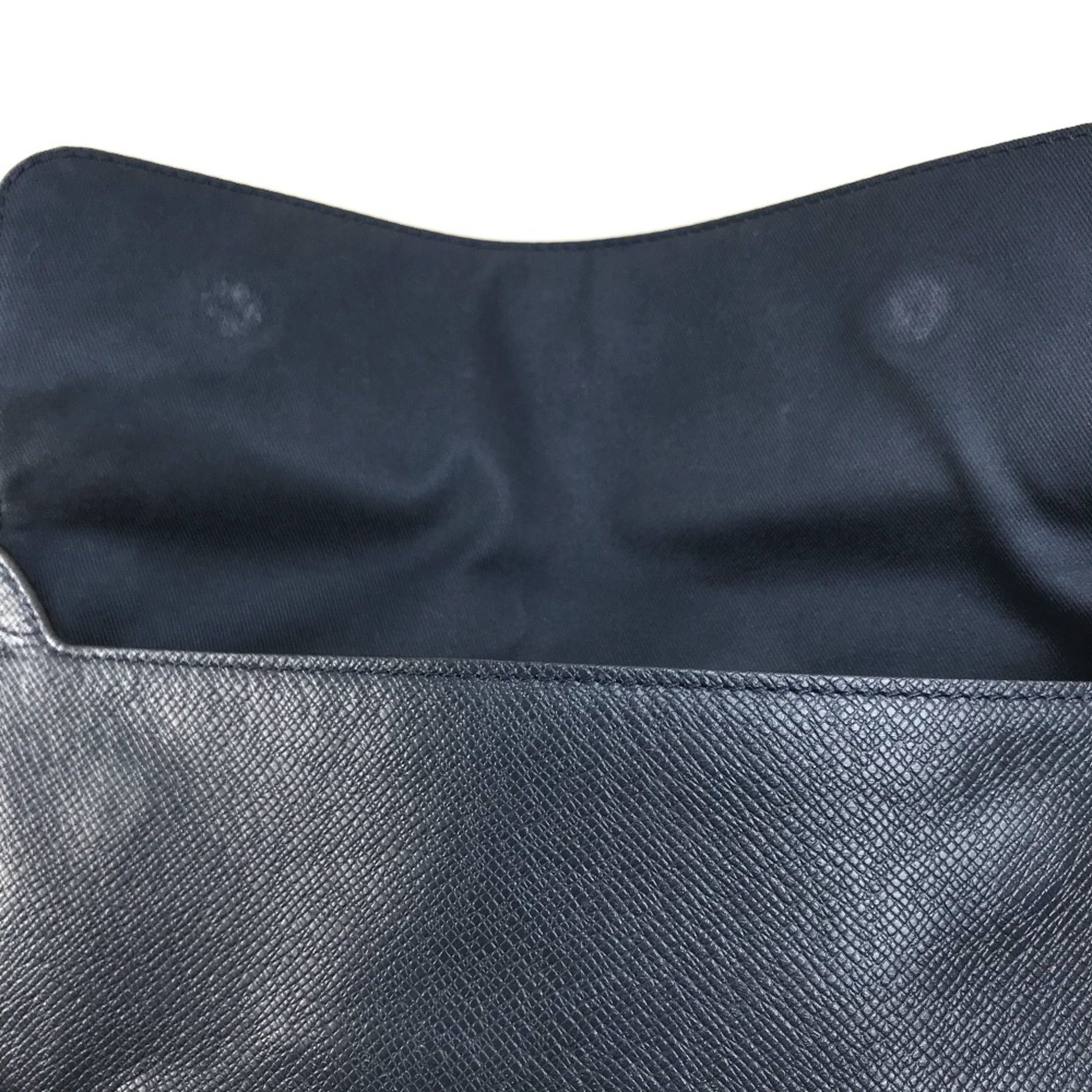 Louis Vuitton Navy Leather Shoulder Bag (Pre-Owned)