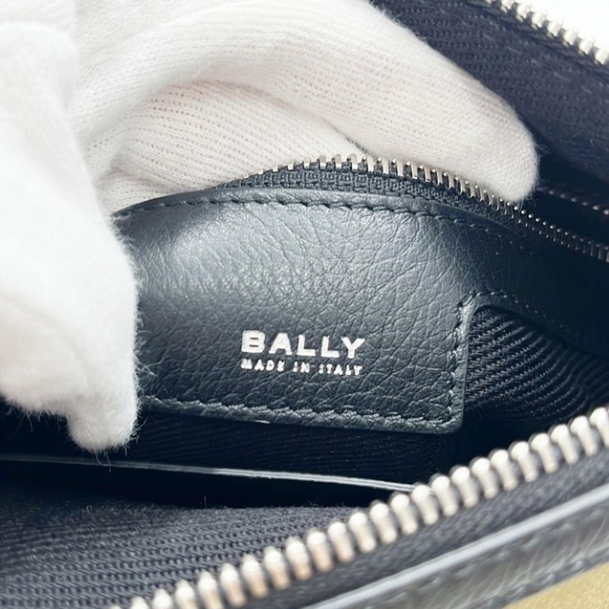 Bally Black Khaki Canvas Handbag Shoulder Bag (Pre-Owned)