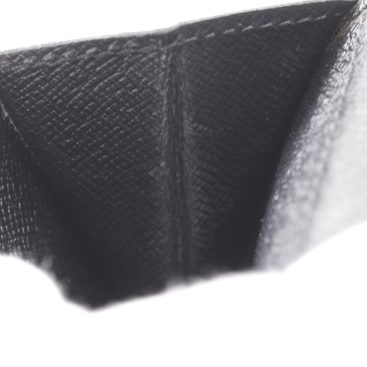 Louis Vuitton Black Noir Epi Leather Wallet (Bi-Fold) (Pre-Owned)