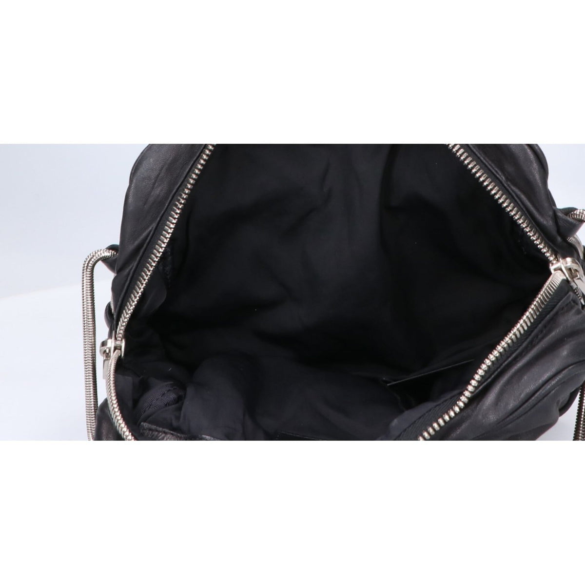 Alexander Wang Black Leather Shoulder Bag (Pre-Owned)