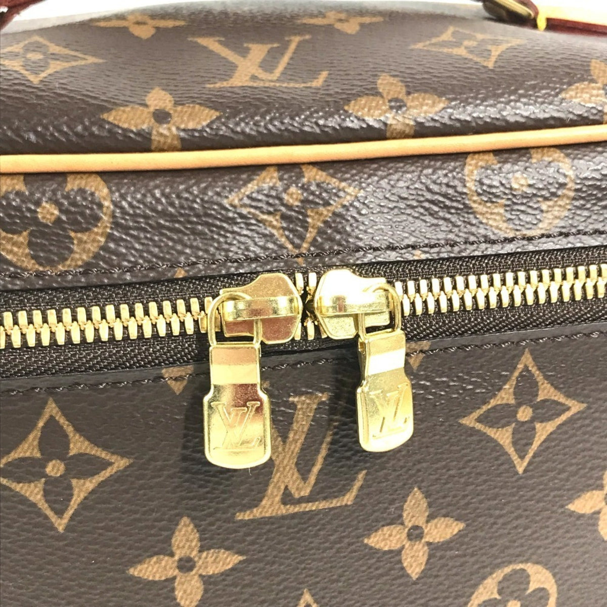 Louis Vuitton Brown Monogram Canvas Handbag Pouch (Pre-Owned)