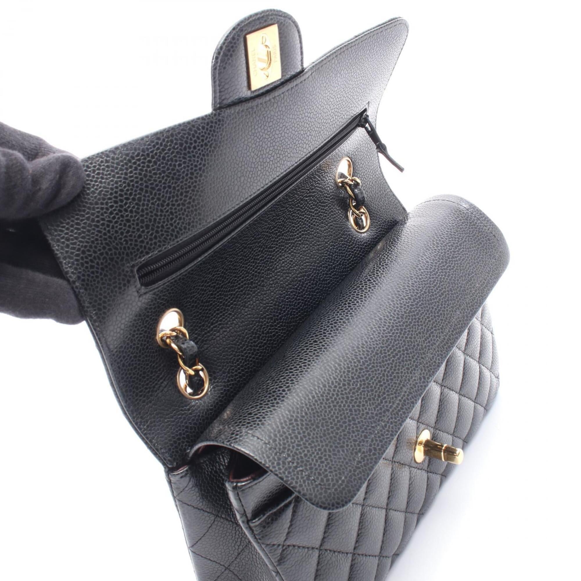 Chanel Matelasse Black Grained Calfskin Handbag Shoulder Bag (Pre-Owned)