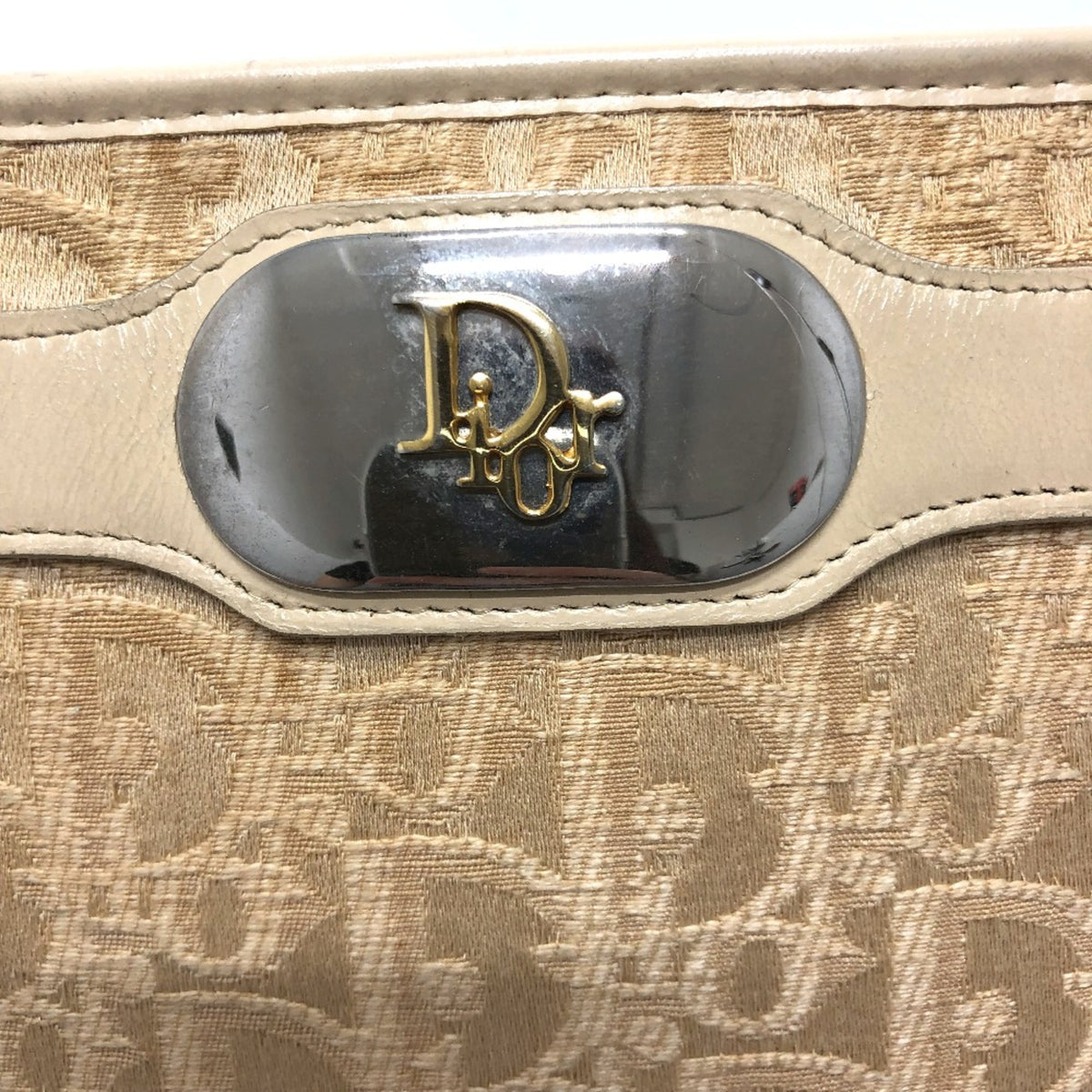 Christian Dior Beige Cloth Shoulder Bag (Pre-Owned)