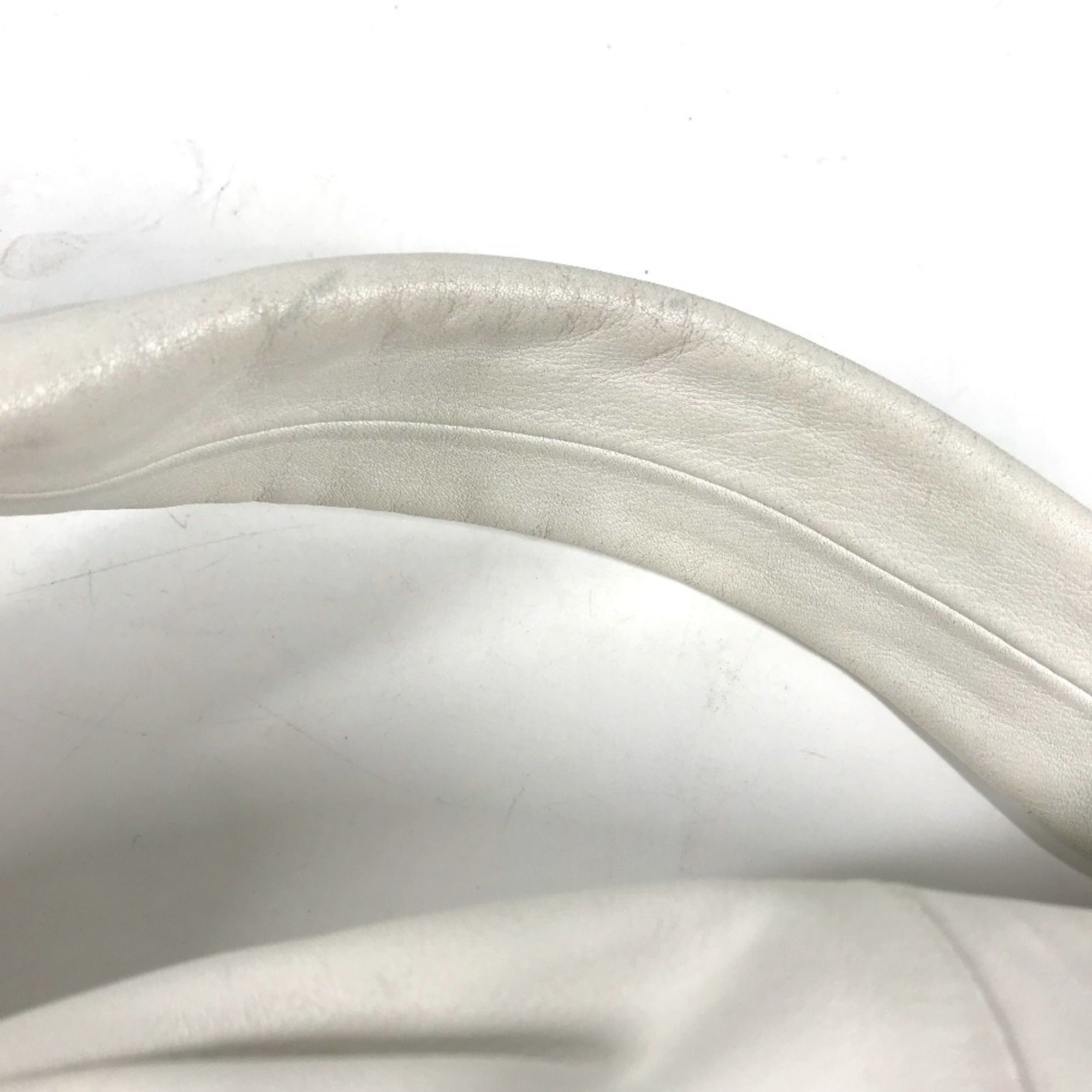 Bottega Veneta White Leather Handbag (Pre-Owned)