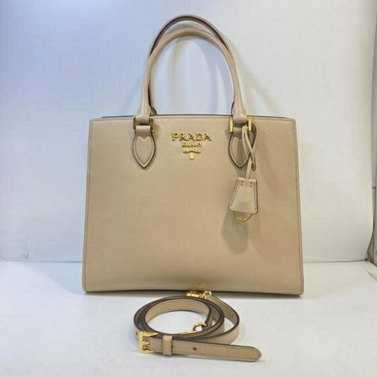 Prada Beige Tote Bag (Pre-Owned)