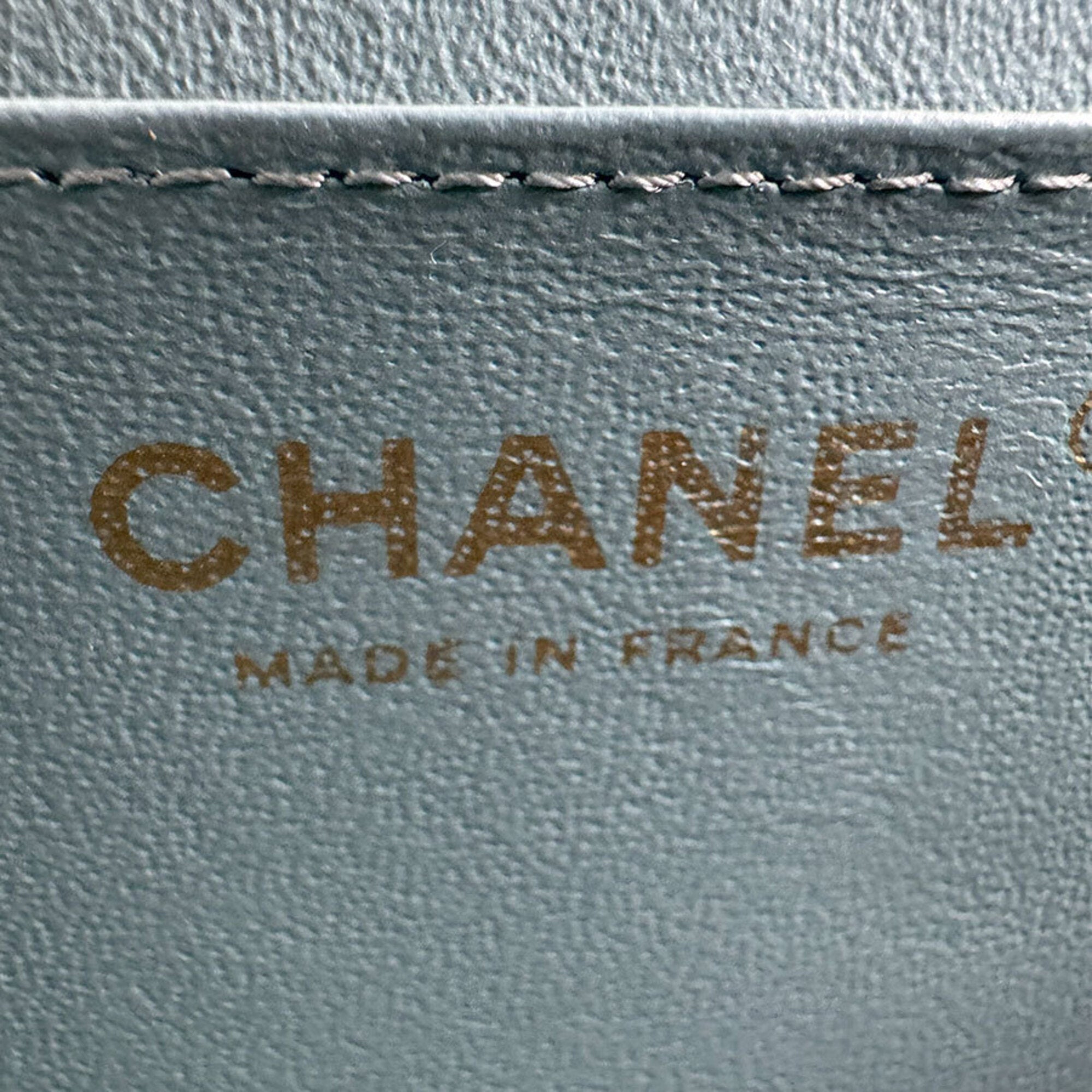 Chanel Blue Gray Leather Shoulder Bag (Pre-Owned)