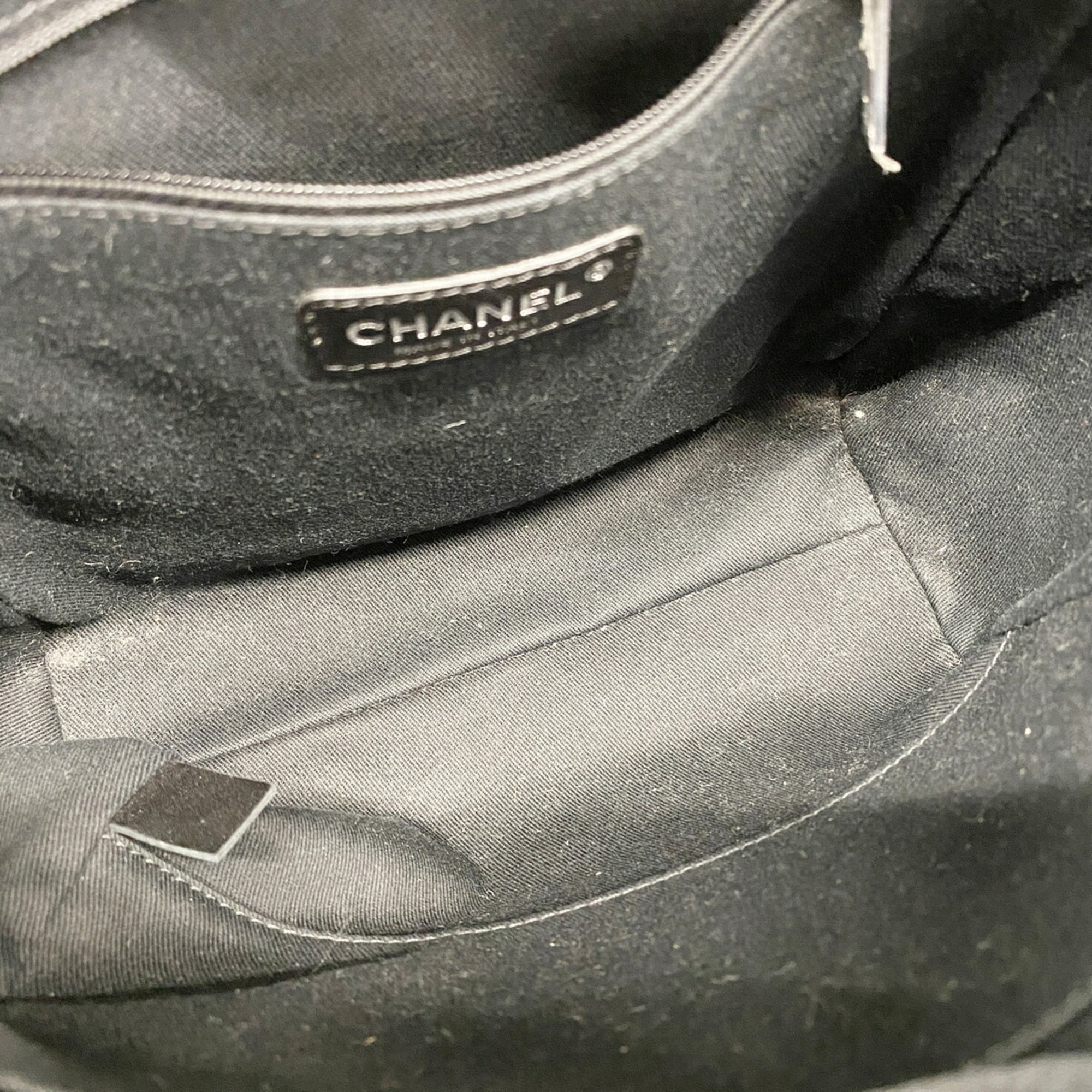 Chanel Gray Canvas Tote Bag (Pre-Owned)