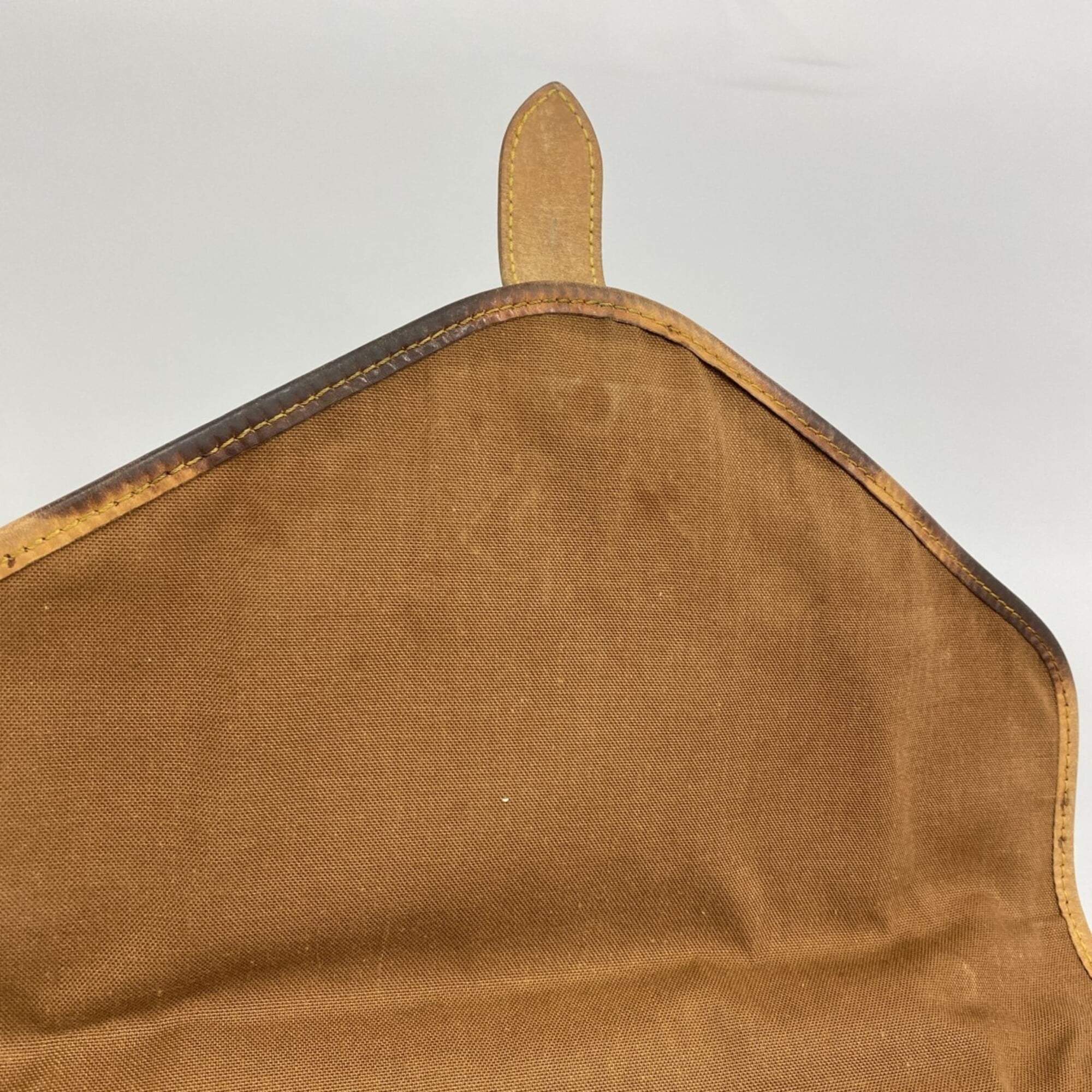 Louis Vuitton Brown Handbag (Pre-Owned)