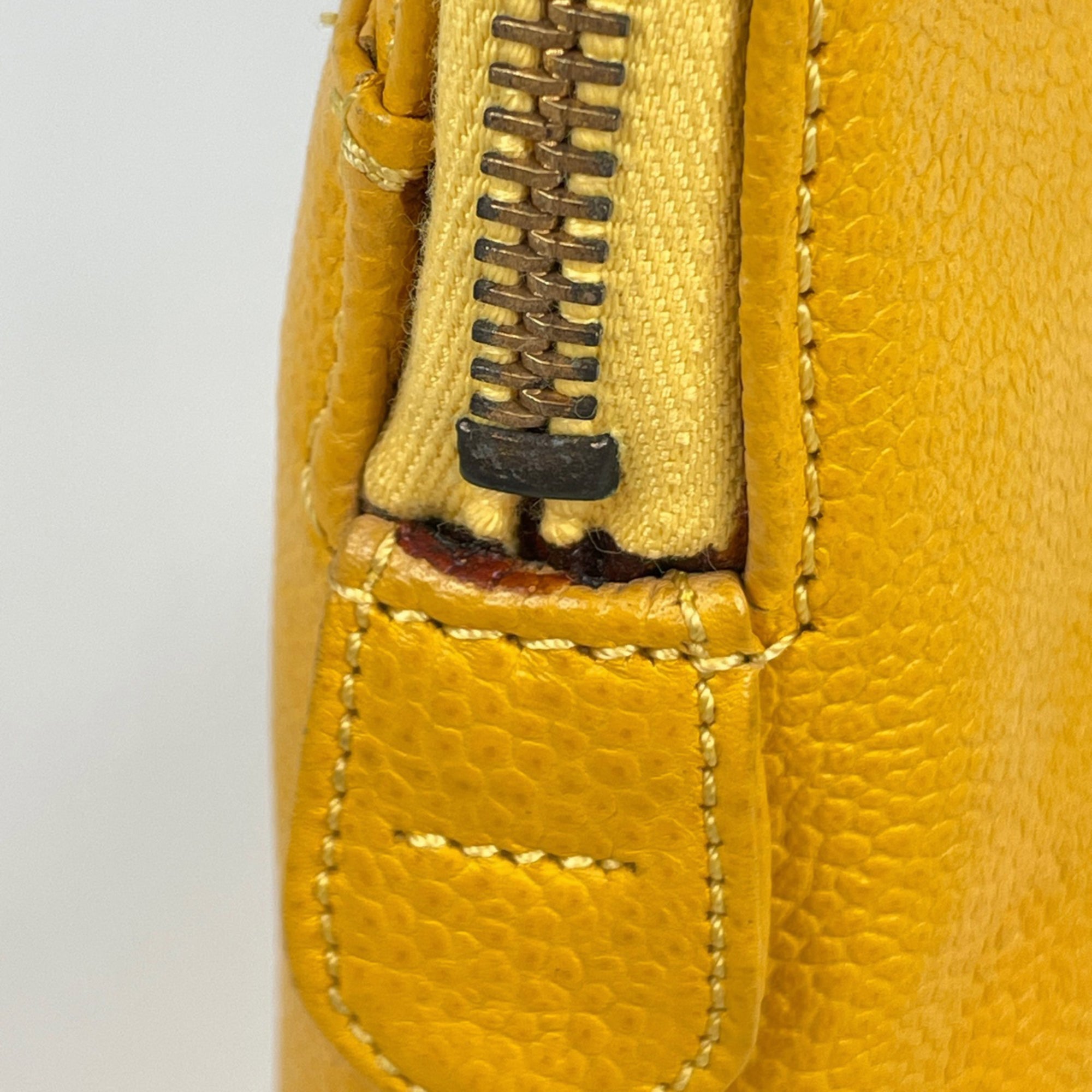 Chanel Yellow Grained Calfskin Shoulder Bag (Pre-Owned)