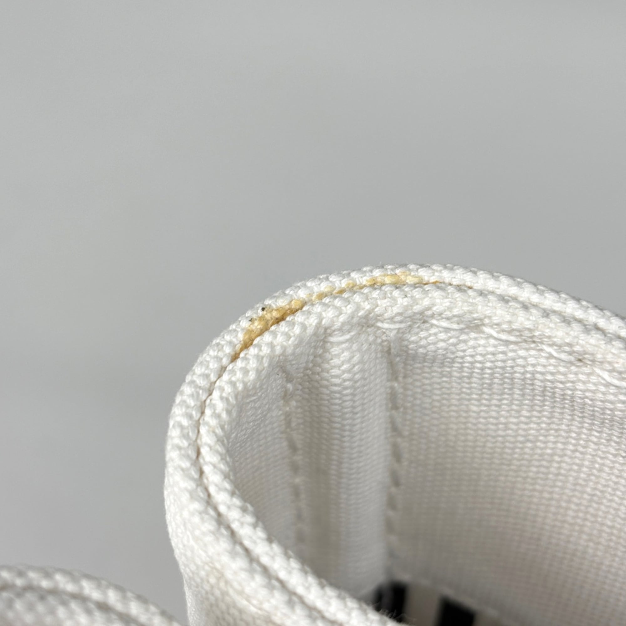 Prada White Canvas Handbag Shoulder Bag Tote Bag (Pre-Owned)
